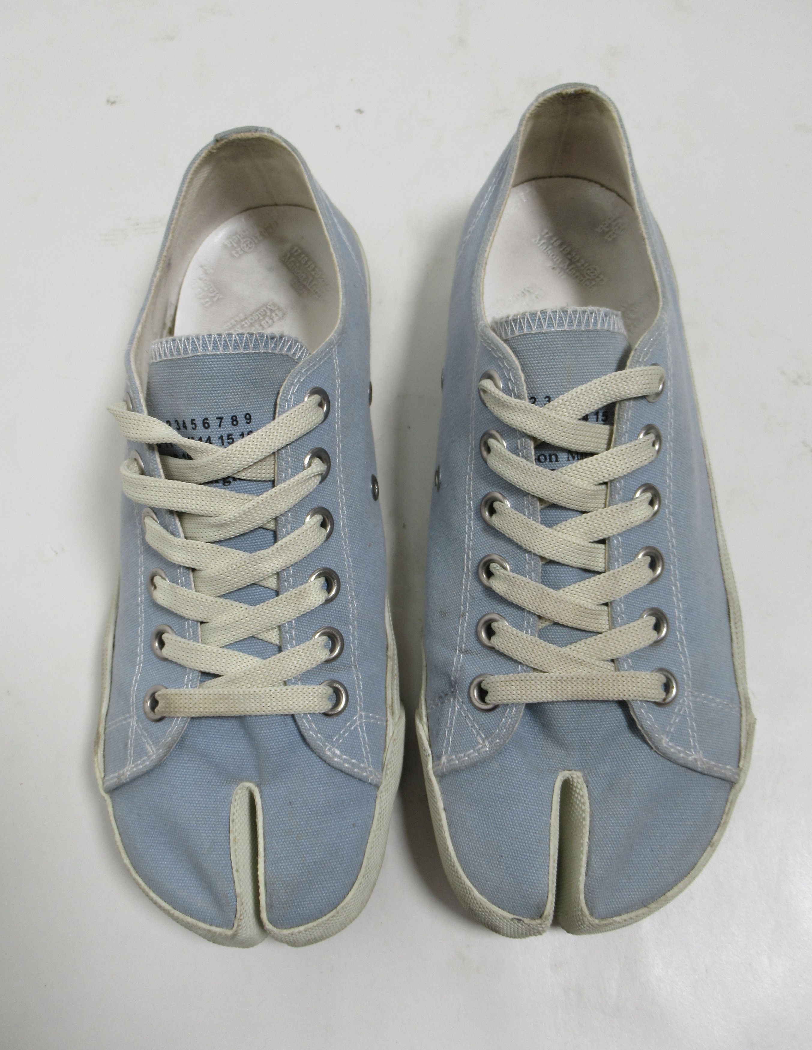 Maison Margiela Maison Margiela Men's Canvas Tabi Sneaker Light Blue Size US 7 / EU 40 - 2 Thumbnail