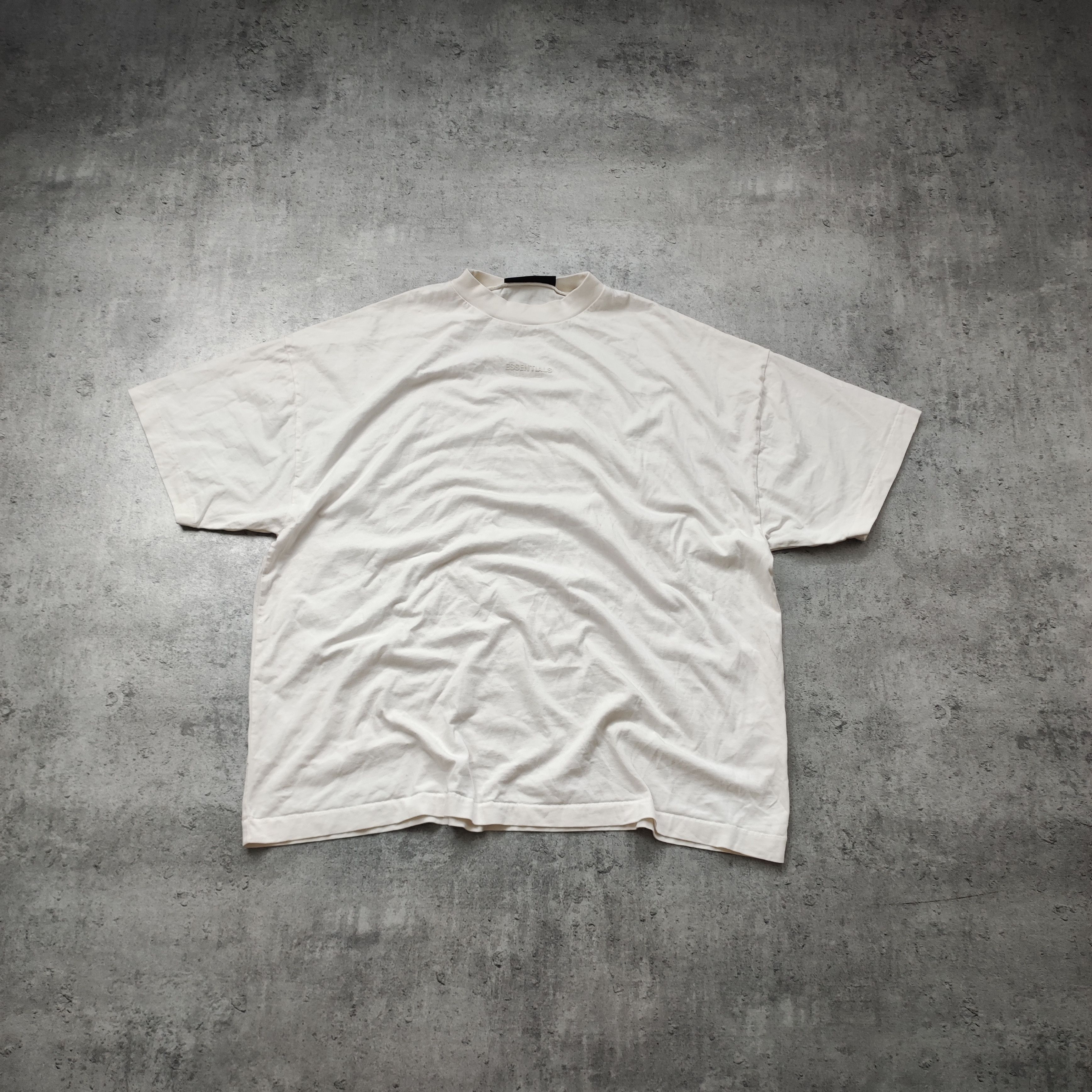 Essentials × Fear of God FOG Fear Of God Essentuals Cream Oversize Logo Tee Size US M / EU 48-50 / 2 - 1 Thumbnail