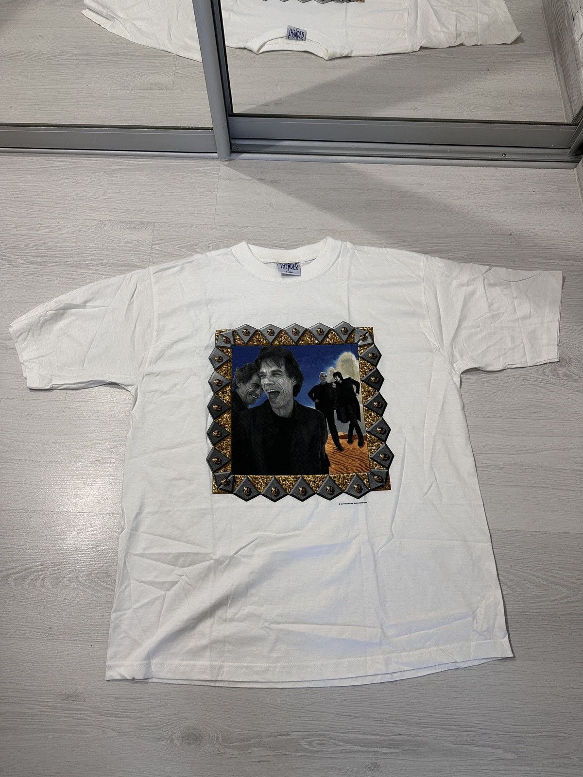 The Rolling Stones The Rolling Stones UK Tour 1998 Vintage T-Shirt – Size XL Size US XL / EU 56 / 4 - 12 Thumbnail