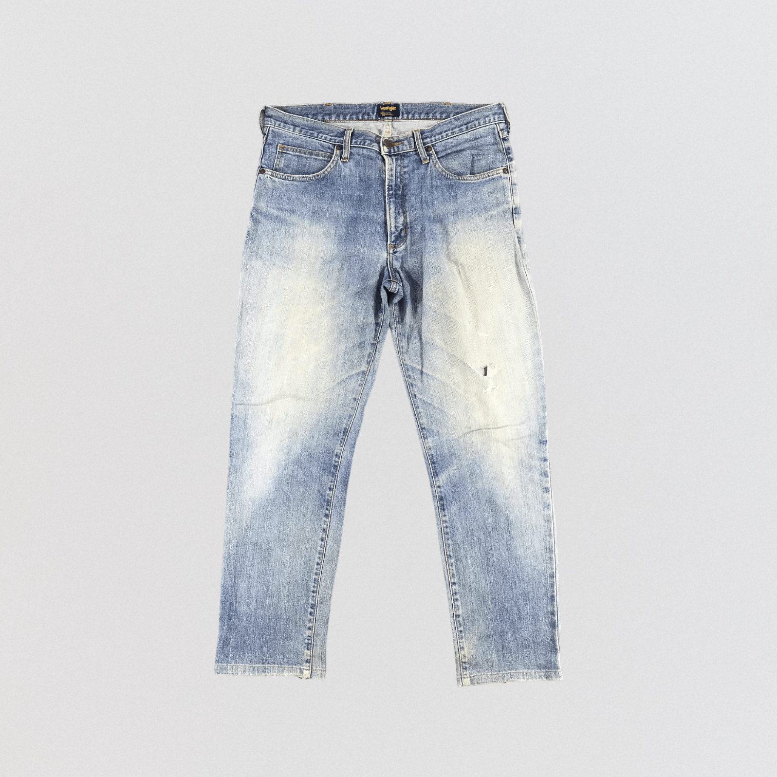 image of 90's Vintage Light Wash Wrangler Jeans-Jm1932 in Blue, Men's (Size 36)