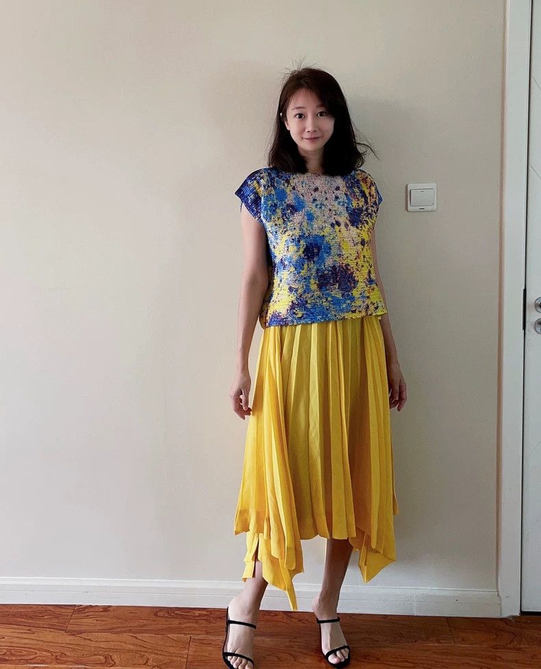 Issey Miyake issey miyake size:2 Yellow beach dress Size 42" / US 20 - 2 Thumbnail