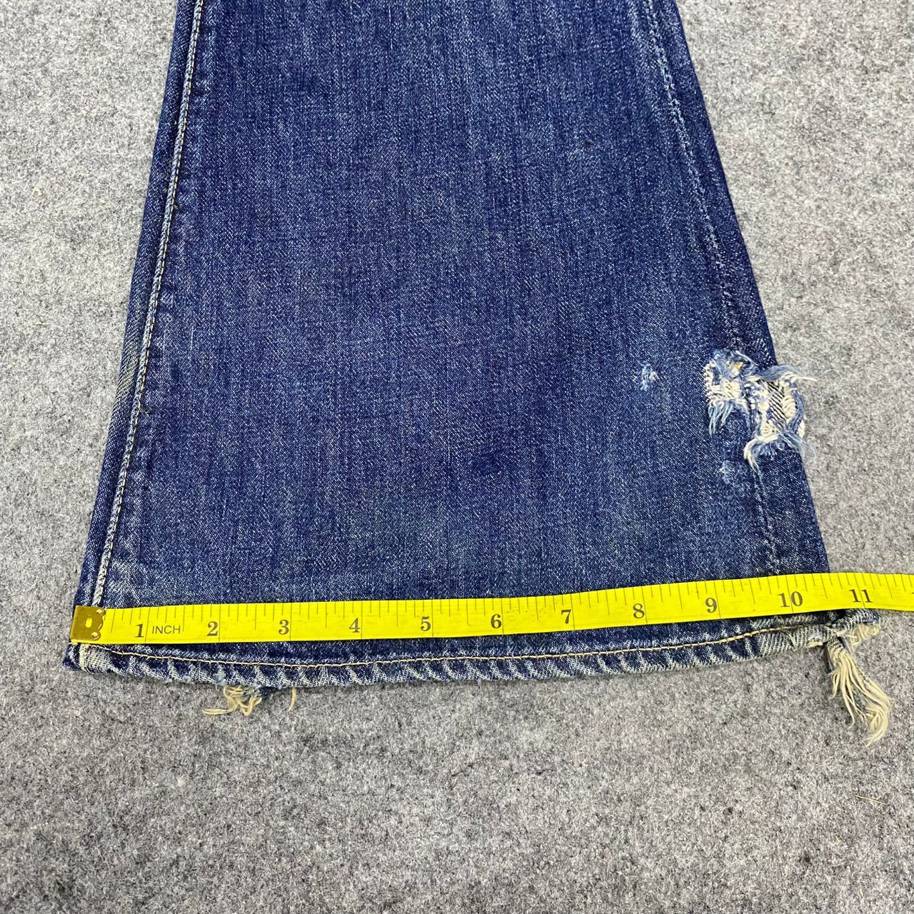 If Six Was Nine 💥Flare💥Vintage Skulls Jeans by an Alchemist Denim Size US 30 / EU 46 - 7 Thumbnail