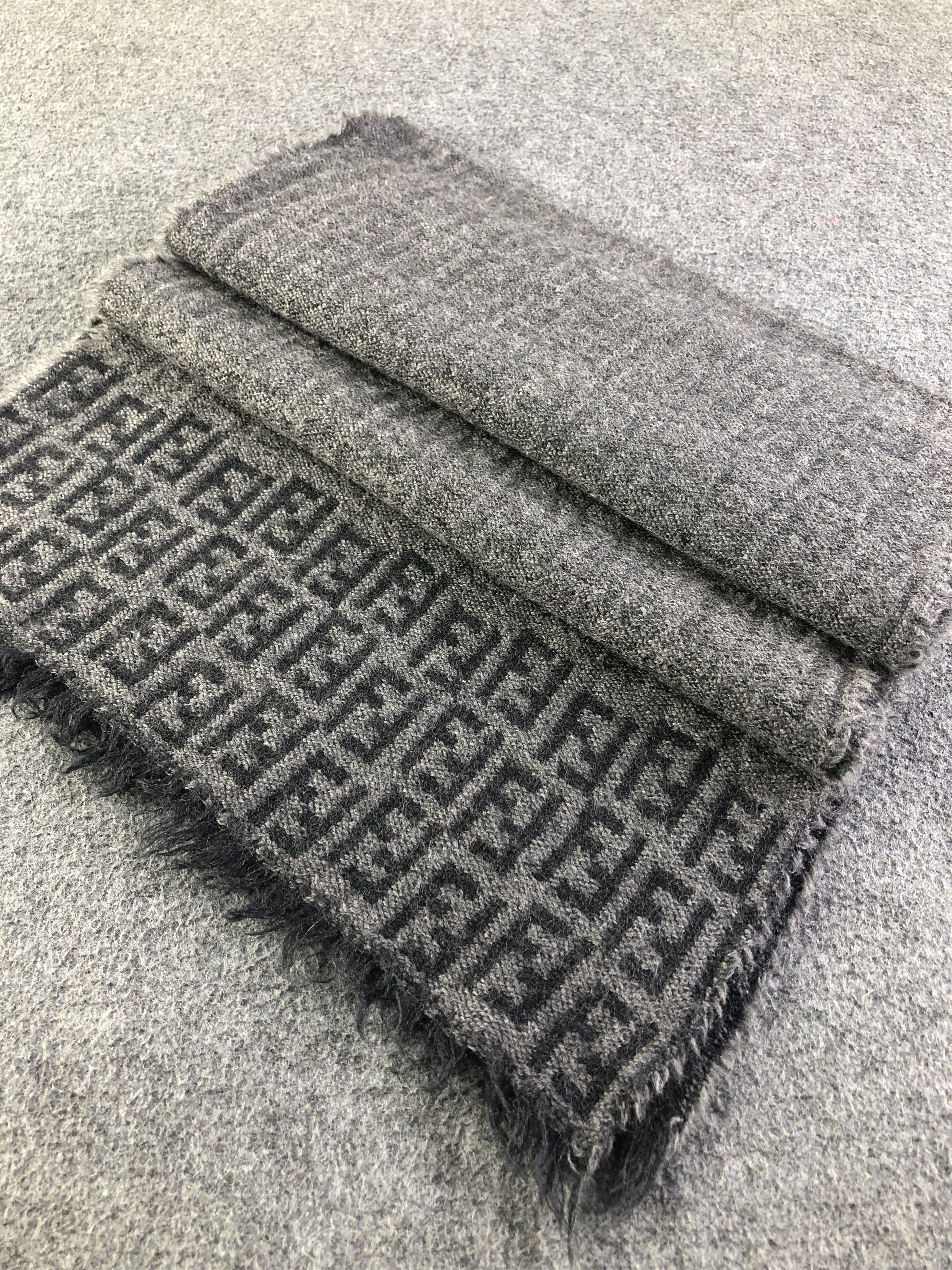 Fendi Fendi Monogram Scarf / Muffler / Neckwear SS1273 Size ONE SIZE - 3 Thumbnail