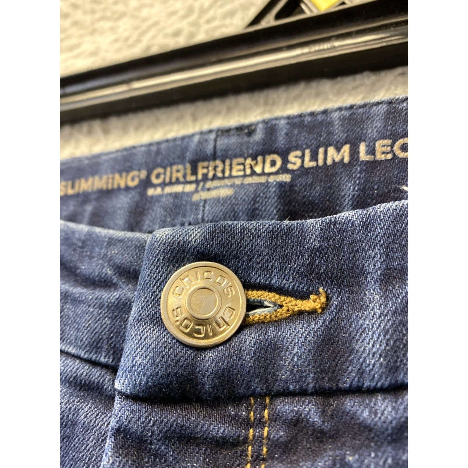 Vintage Chico's So Slimming Pull-On Jegging Jeans Dark Wash 30x27 Slim Womens Denim Blue Jeans Size 30" / US 8 / IT 44 - 3 Thumbnail