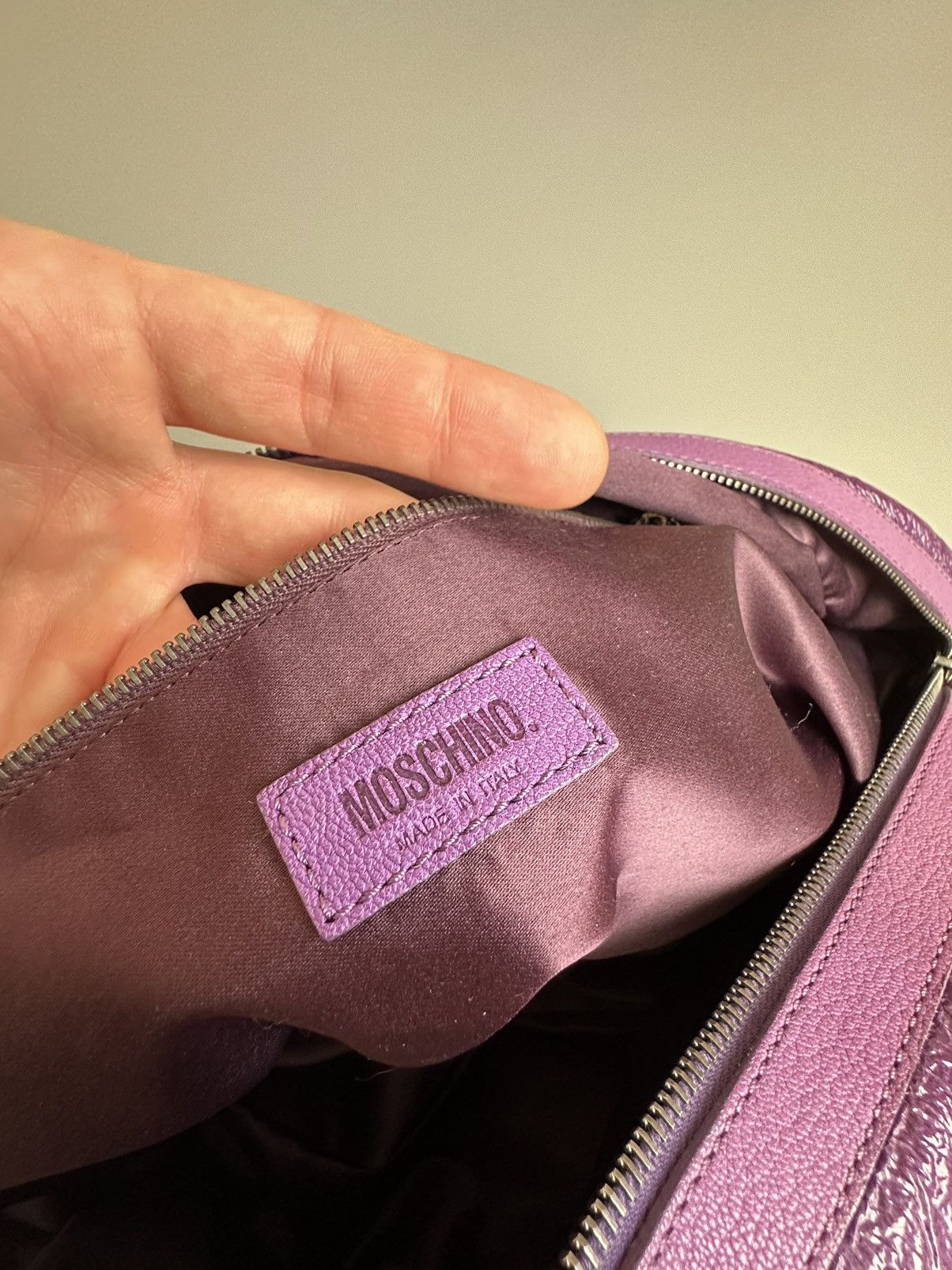 Moschino Moschino Purple Crinkled Patent Double Zip Pocket Duffel Bag Size ONE SIZE - 15 Thumbnail