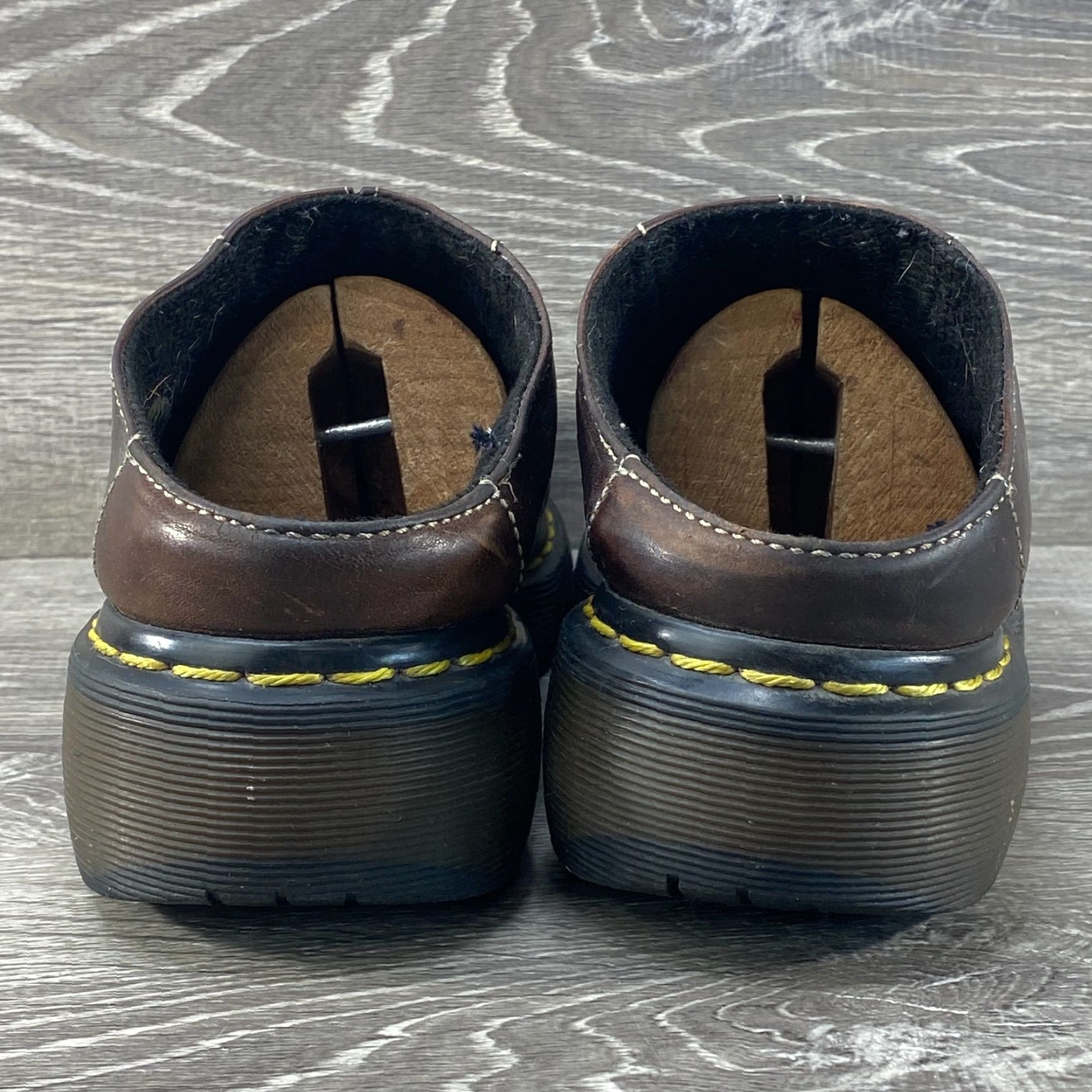 Dr. Martens VINTAGE Dr. Martens Womens 7 Brown Leather Platform Slip On Clogs Mules VTG Size US 5 / IT 35 - 6 Thumbnail