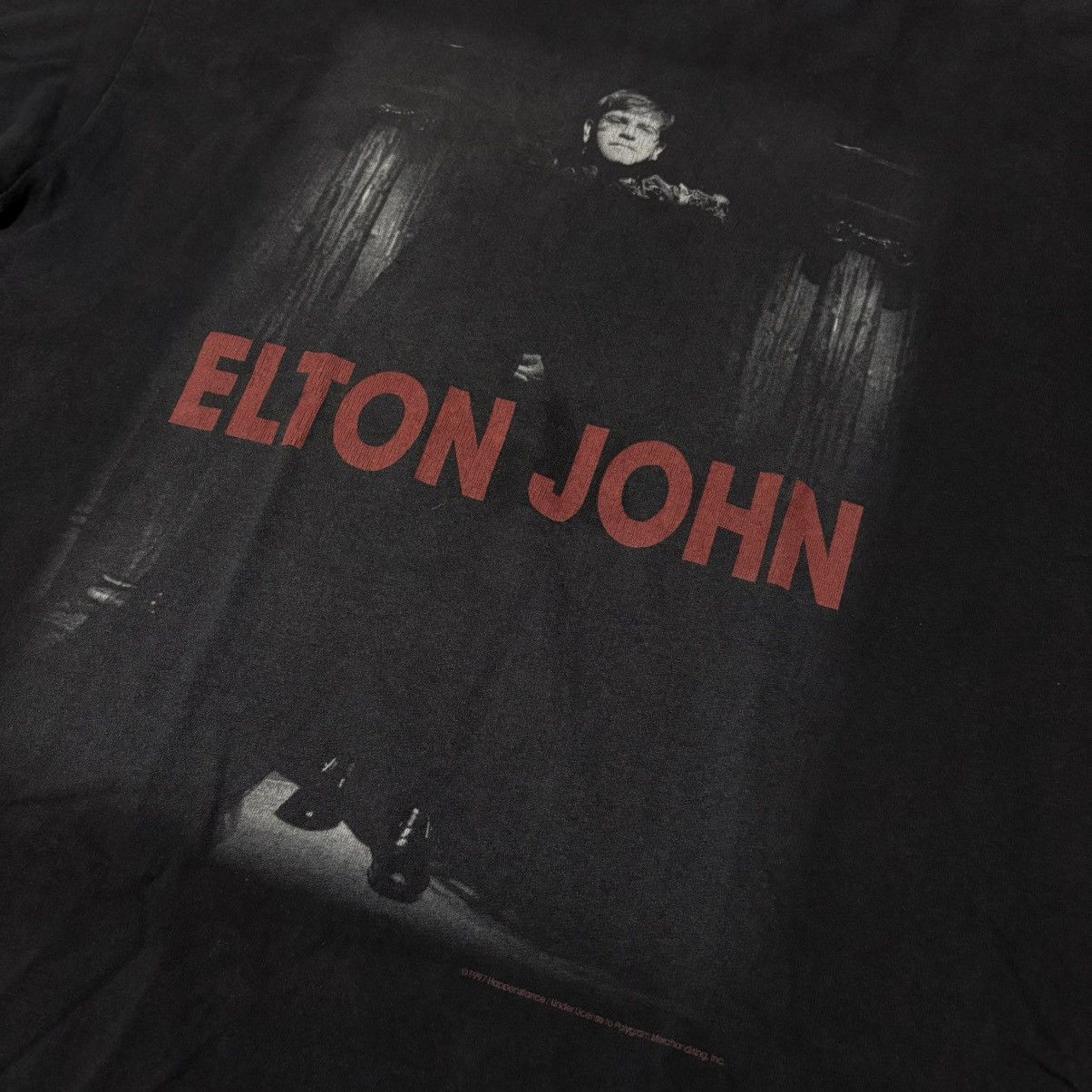 Band Tees Vintage elton john 1997 Size US L / EU 52-54 / 3 - 2 Thumbnail