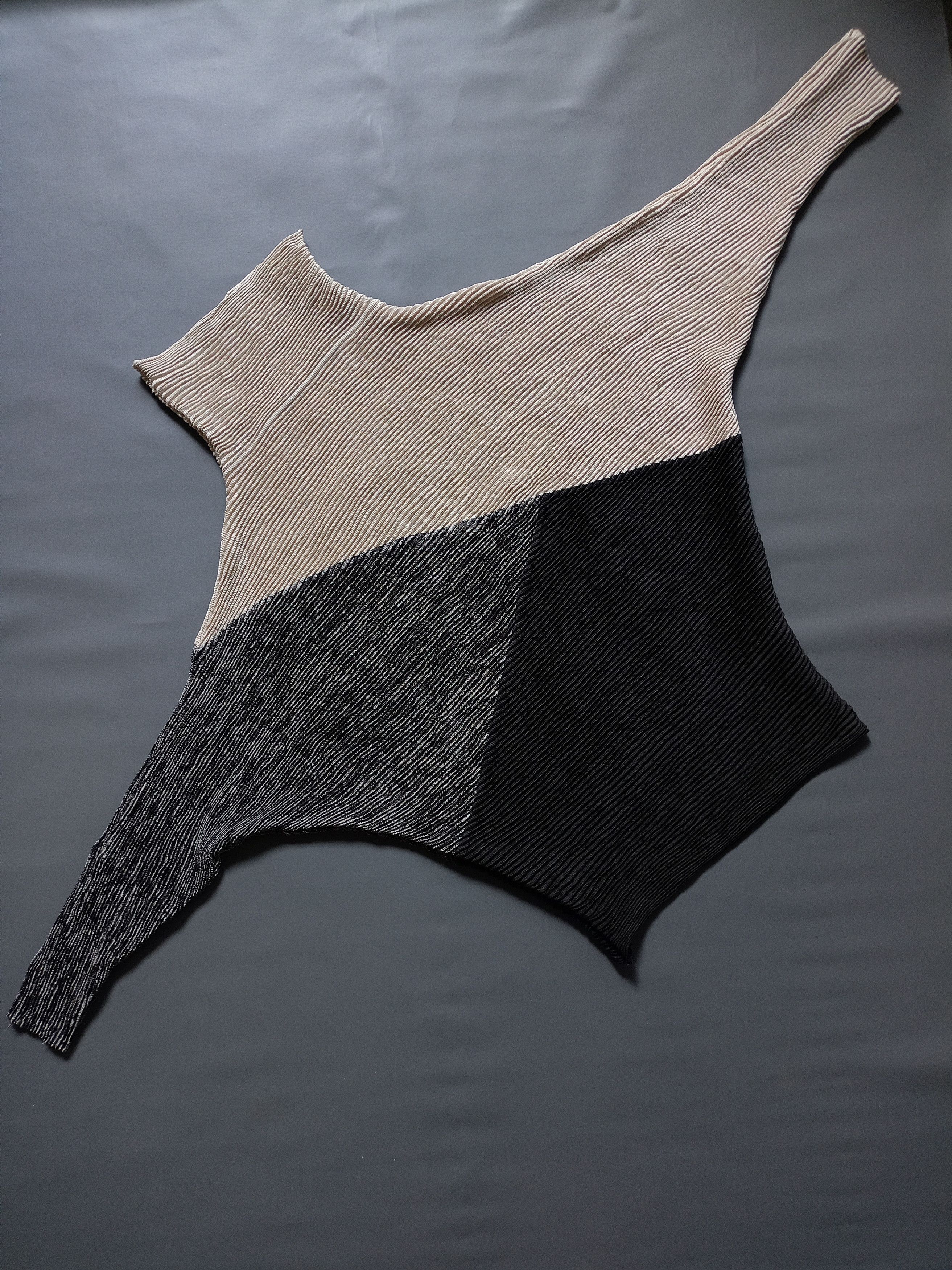 Japanese Brand Bundle Specchio blouse style pleats Please Issey Miyake Size S / US 4 / IT 40 - 1 Thumbnail