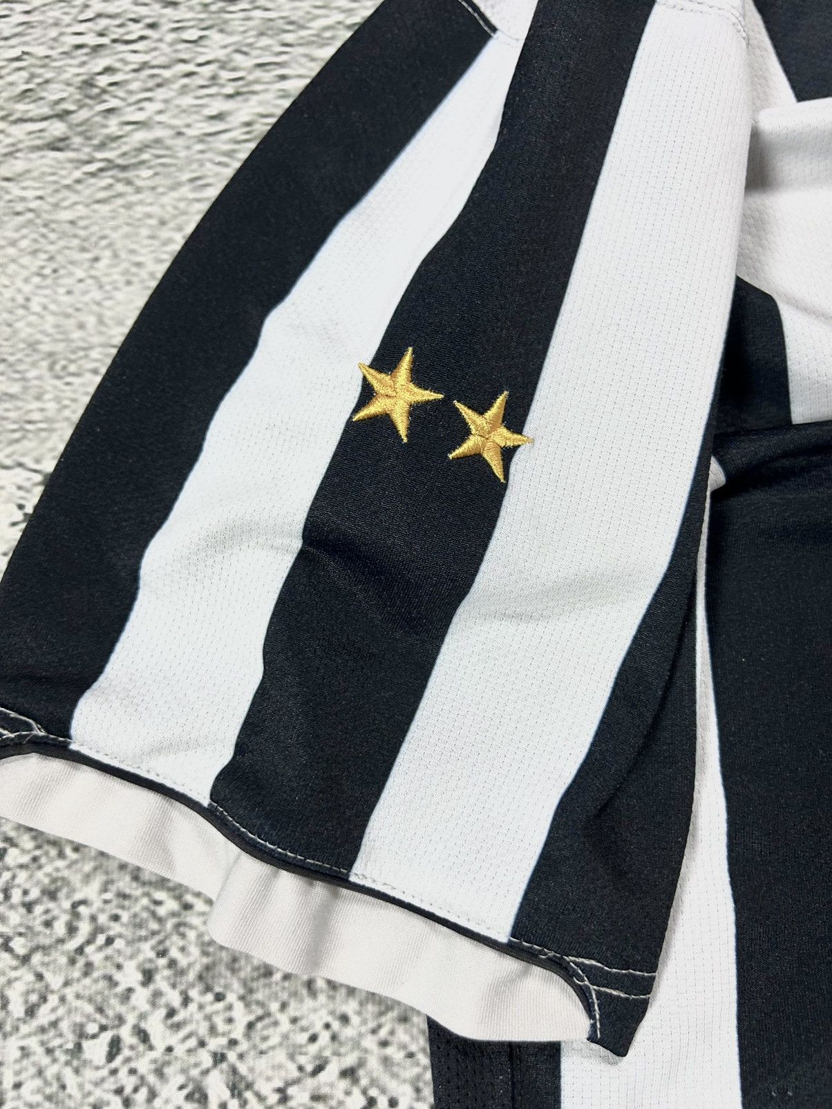 Nike Juventus 2006-2007 Home Jersey Nike Football Kit Size US M / EU 48-50 / 2 - 8 Thumbnail