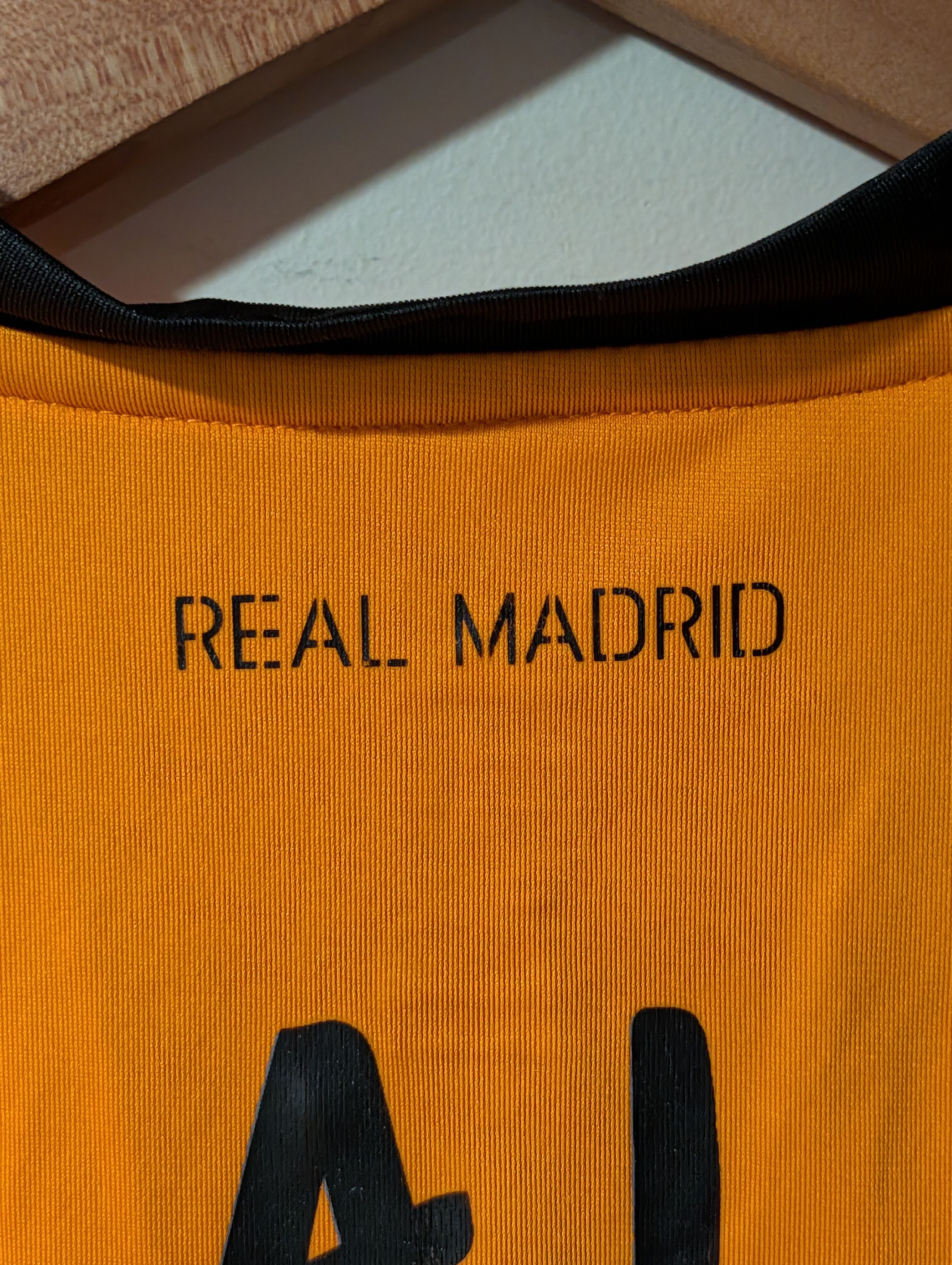 Adidas REAL MADRID 2013 2014 SHIRT SOCCER JERSEY ADIDAS BALE Size US L / EU 52-54 / 3 - 11 Thumbnail