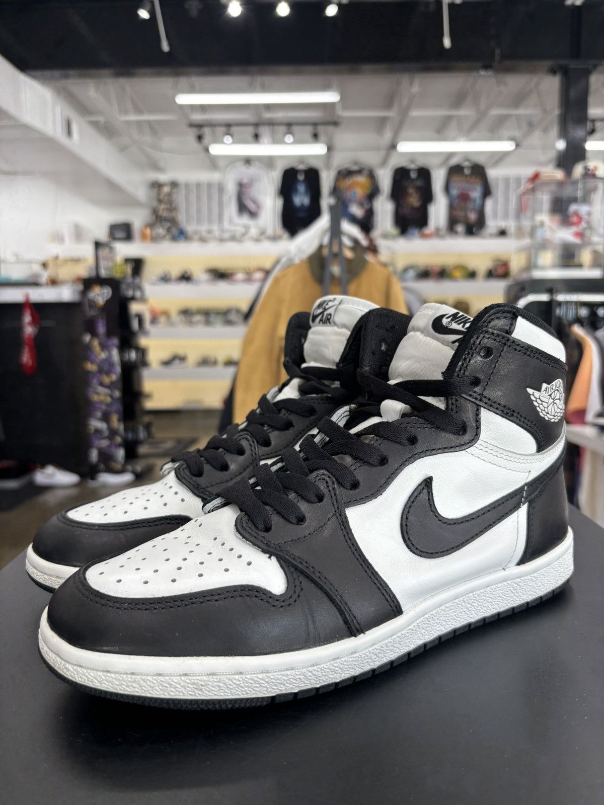 Jordan Brand Jordan 1 Retro High ‘85 Black White (2023) Sz. 8.5 Size US 8.5 / EU 41-42 - 1 Thumbnail