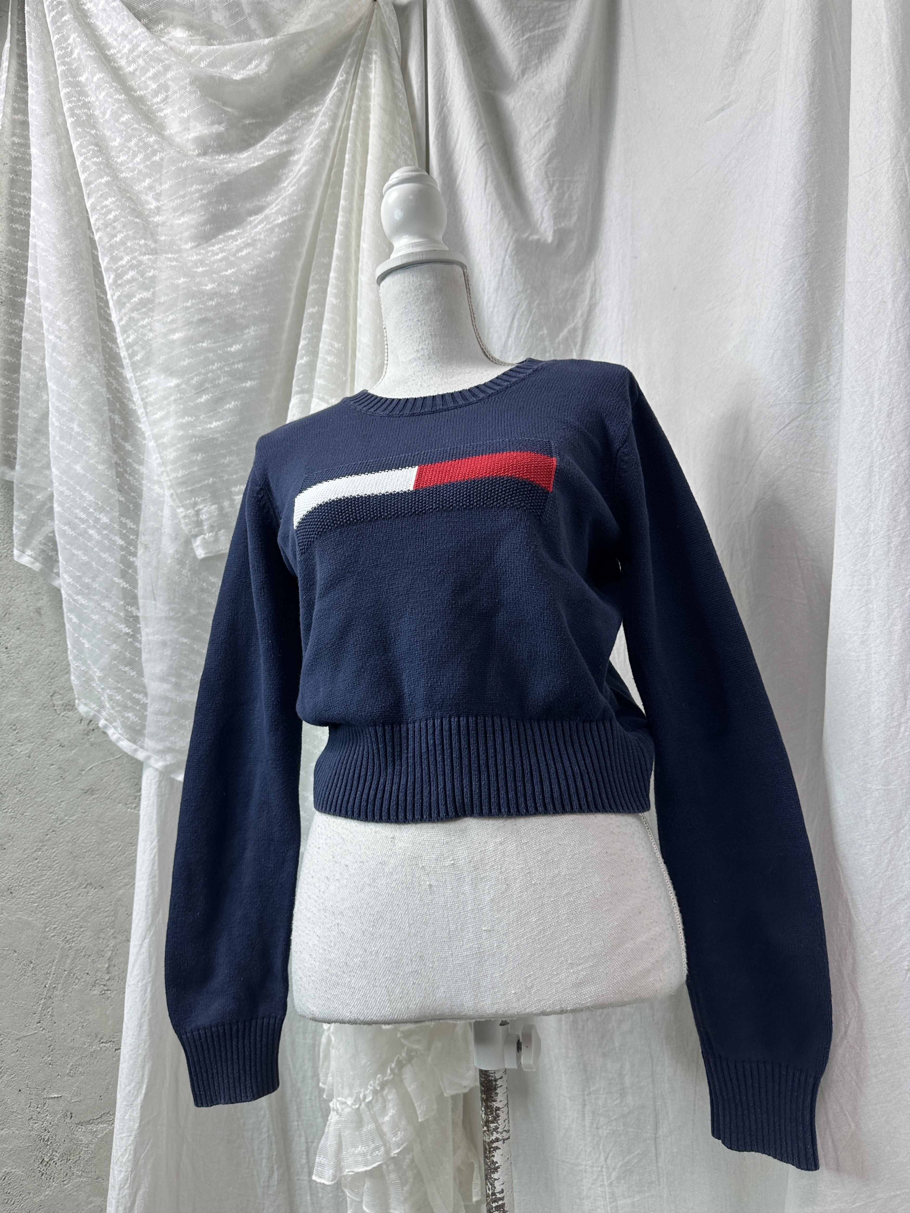 Tommy Hilfiger Vintage Cropped Printed Tommy Hilfiger Sweater 00s Size US L / EU 52-54 / 3 - 1 Thumbnail