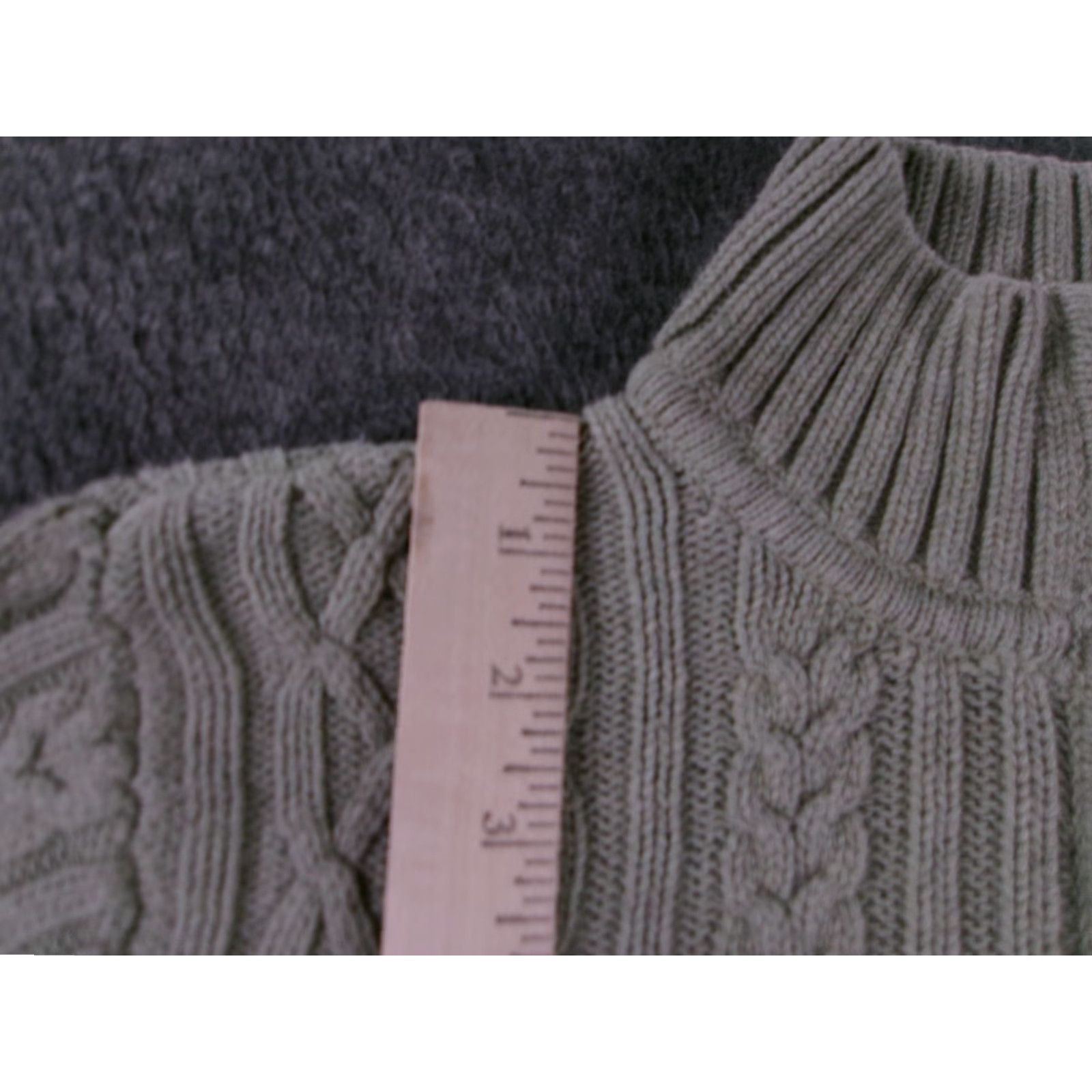 Croft & Barrow Croft & Barrow Sweater Women L Green Cable Knit Mock Neck Half Zip Cozy pulled back to front for search Size L / US 10 / IT 46 - 4 Thumbnail