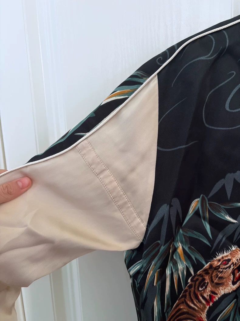 Saint Laurent Paris saint Laurent paris16SS Tiger-Eagle Crossbeard Silk Jacket Size US M / EU 48-50 / 2 - 3 Thumbnail