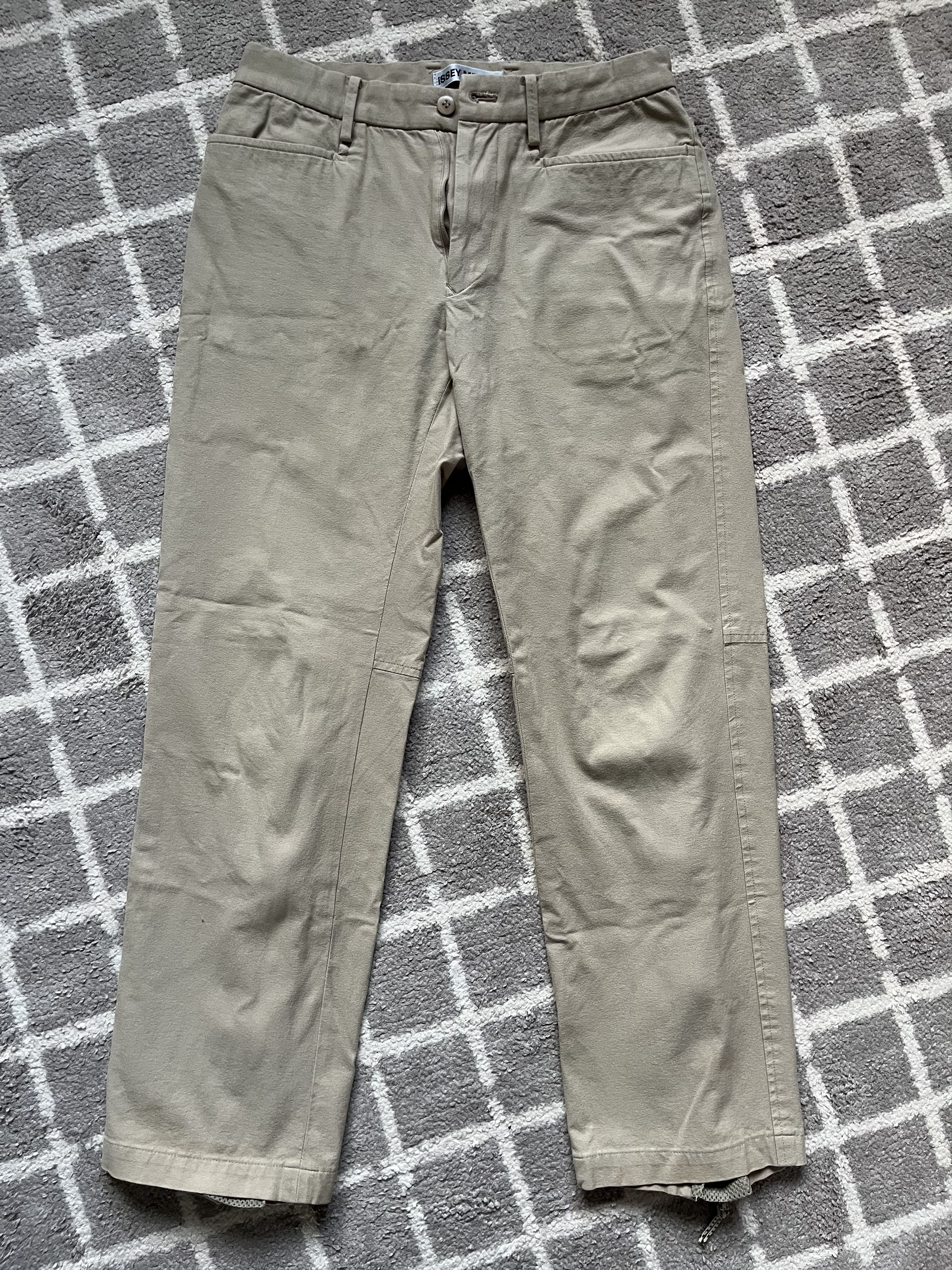 Issey Miyake Issey Miyake - Cargo Pants - Beige- Size 26 x 28 Size US 26 / EU 42 - 2 Thumbnail