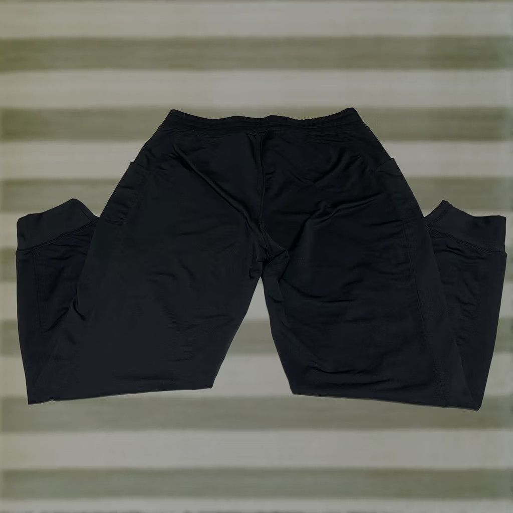 Fabletics Fabletics Jogger Black Women’s L Athletic Activewear Size 36" / US 14 / IT 50 - 1 Thumbnail
