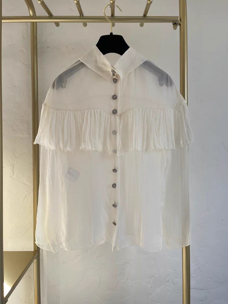 Chanel Chanel 21a Castle Series White Shirt Size XS / US 0-2 / IT 36-38 - 1 Thumbnail