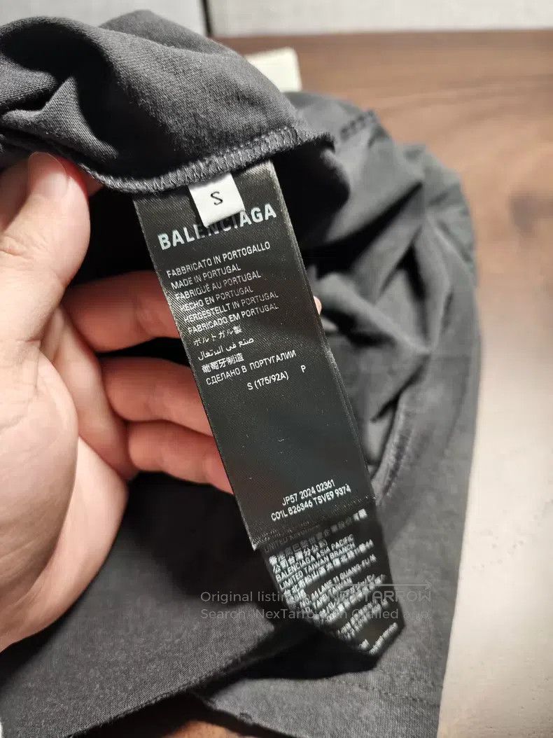 Balenciaga Balenciaga Short-Sleeve Size US S / EU 44-46 / 1 - 5 Thumbnail