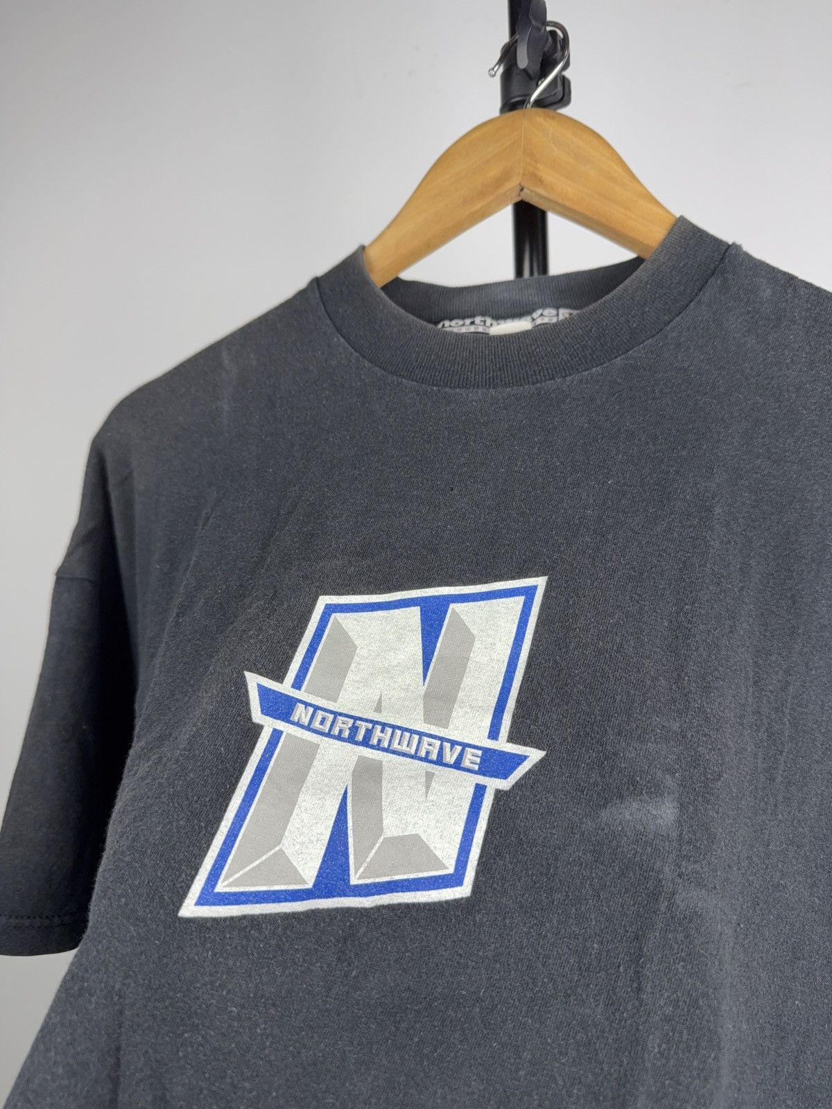 Vintage 90s Retro Vintage Northwave Snowboards Logo Rare T-Shirt Y2K Size US L / EU 52-54 / 3 - 3 Thumbnail