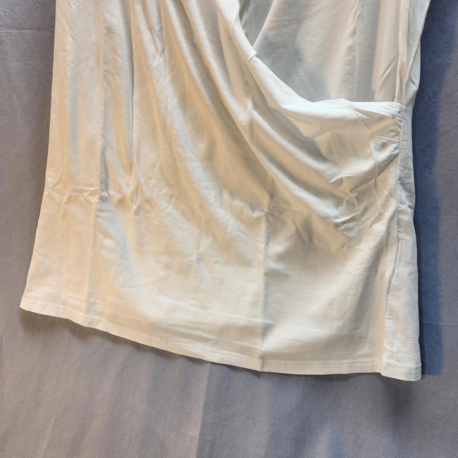 Designer Garnet Hill Wrap Style Sleeveless Top White Size Large NWOT Size L / US 10 / IT 46 - 3 Thumbnail