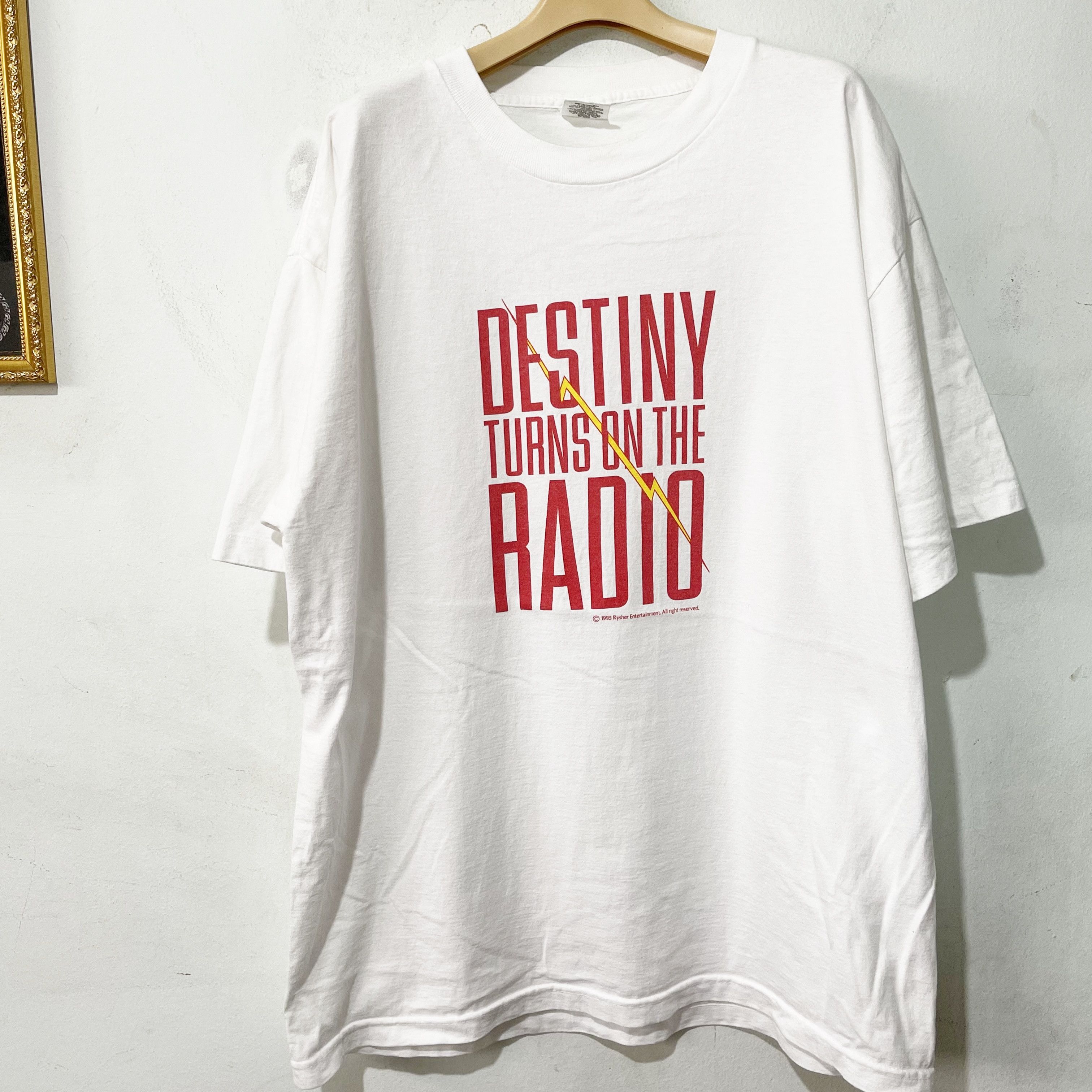 Vintage Vintage 1995 Destiny Turns on the Radio T-Shirt Size US XL / EU 56 / 4 - 1 Thumbnail
