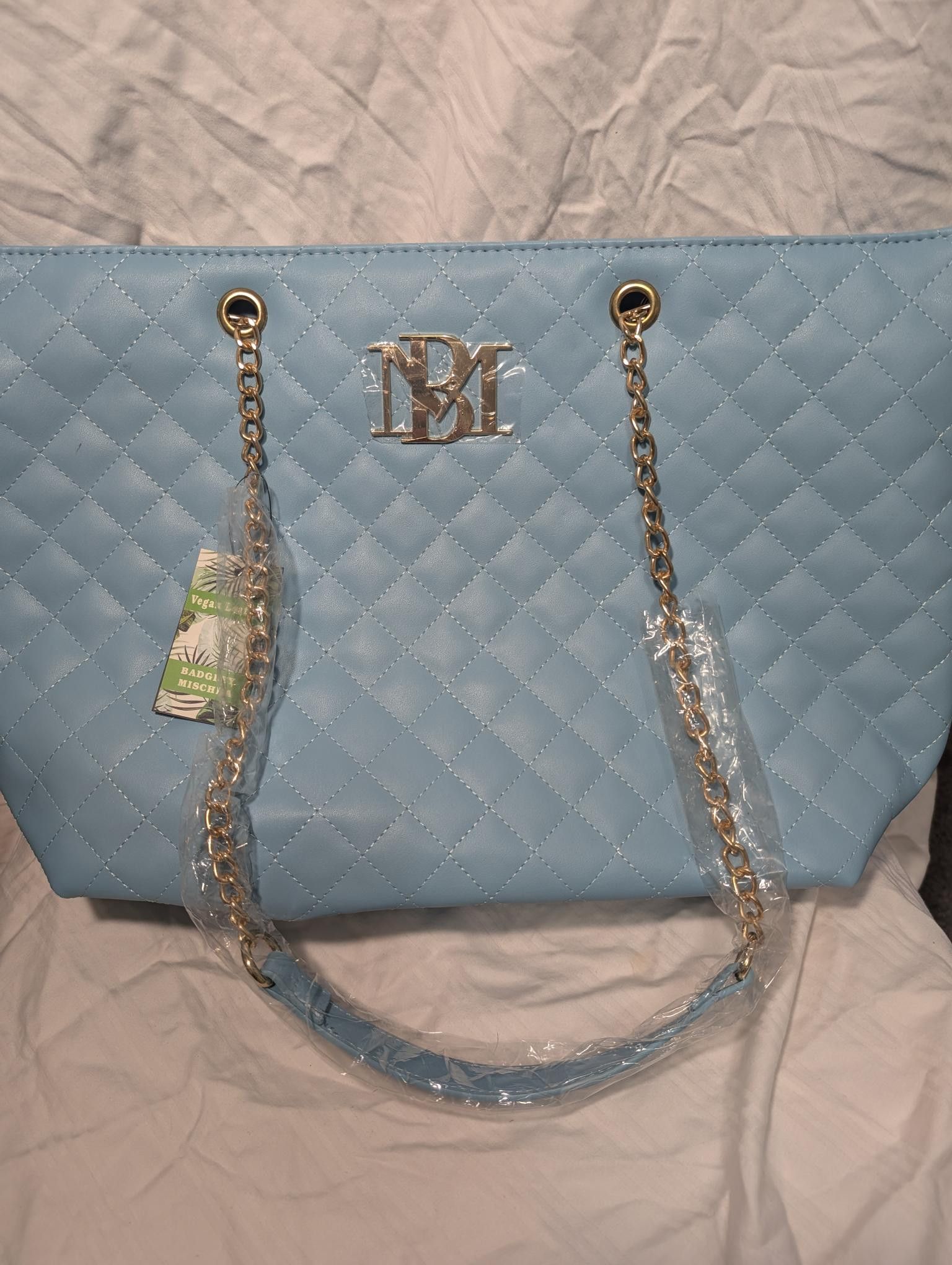 Badgley Mischka *New with Tags* Classic Badgley Mishka Tote Size ONE SIZE - 3 Thumbnail