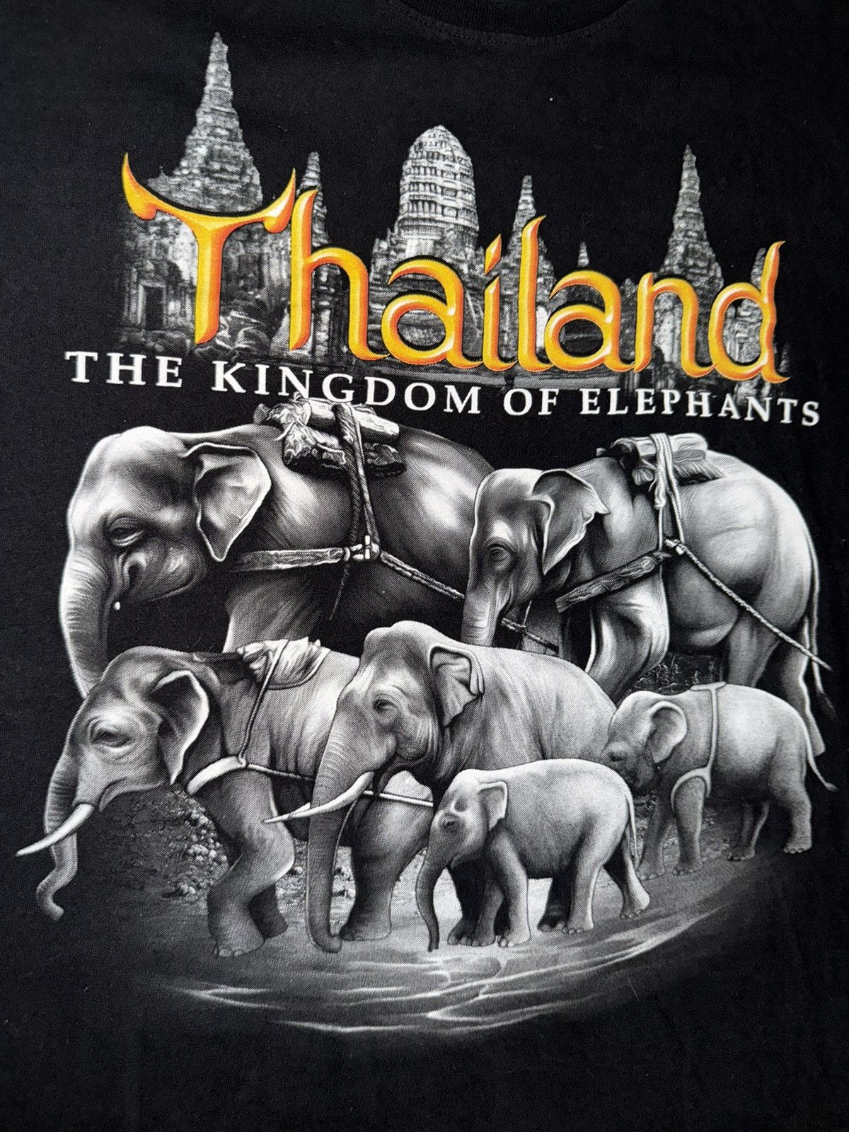 Other Vintage Thailand The kingdom of elephants t-shirt mens XL Size US XL / EU 56 / 4 - 3 Thumbnail
