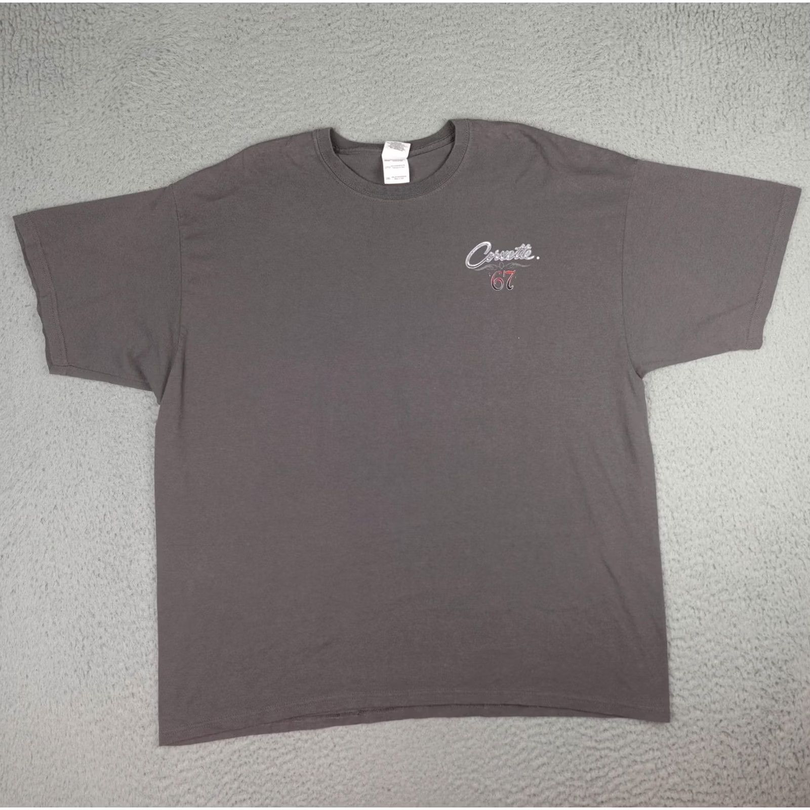 Gildan Corvette Shirt Mens 2XL Gray 1967 Sting Ray Ruling The Road 40th Anniversary Shirt Size US XXL / EU 58 / 5 - 2 Thumbnail