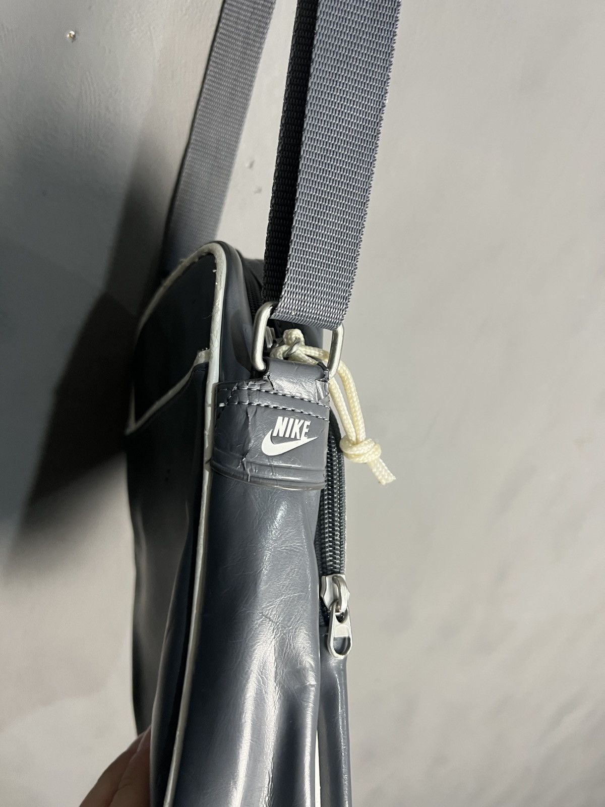 Nike Vintage 90s Nike leather bag retro rare hype Y2K Size ONE SIZE - 4 Thumbnail