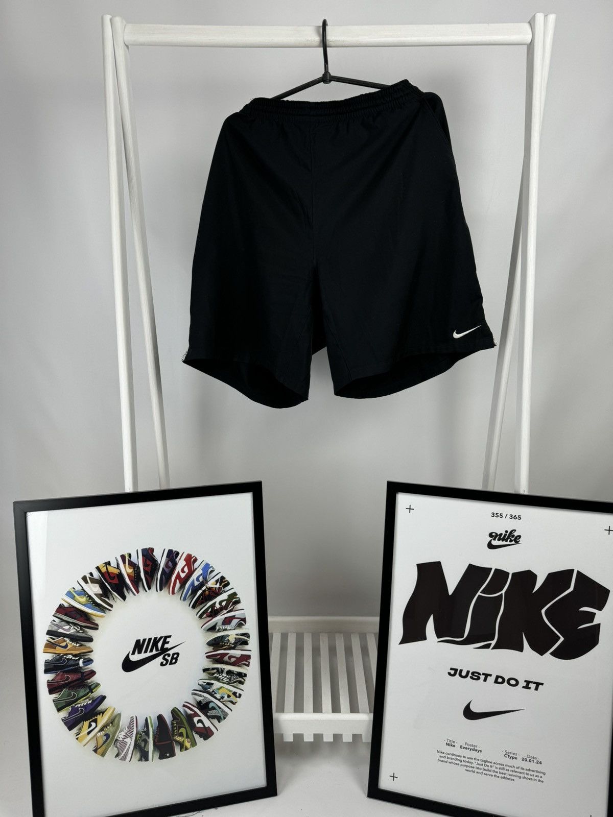 Nike Rare Nike Shorts Size US 36 / EU 52 - 1 Thumbnail