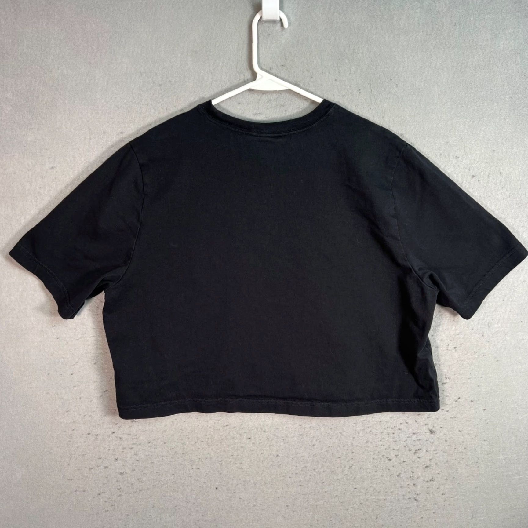 Nike VINTAGE Nike Black Crop T-Shirt 1X Adult Women Short Sleeve Crew Neck Swoosh Logo Size US XL / EU 56 / 4 - 2 Thumbnail