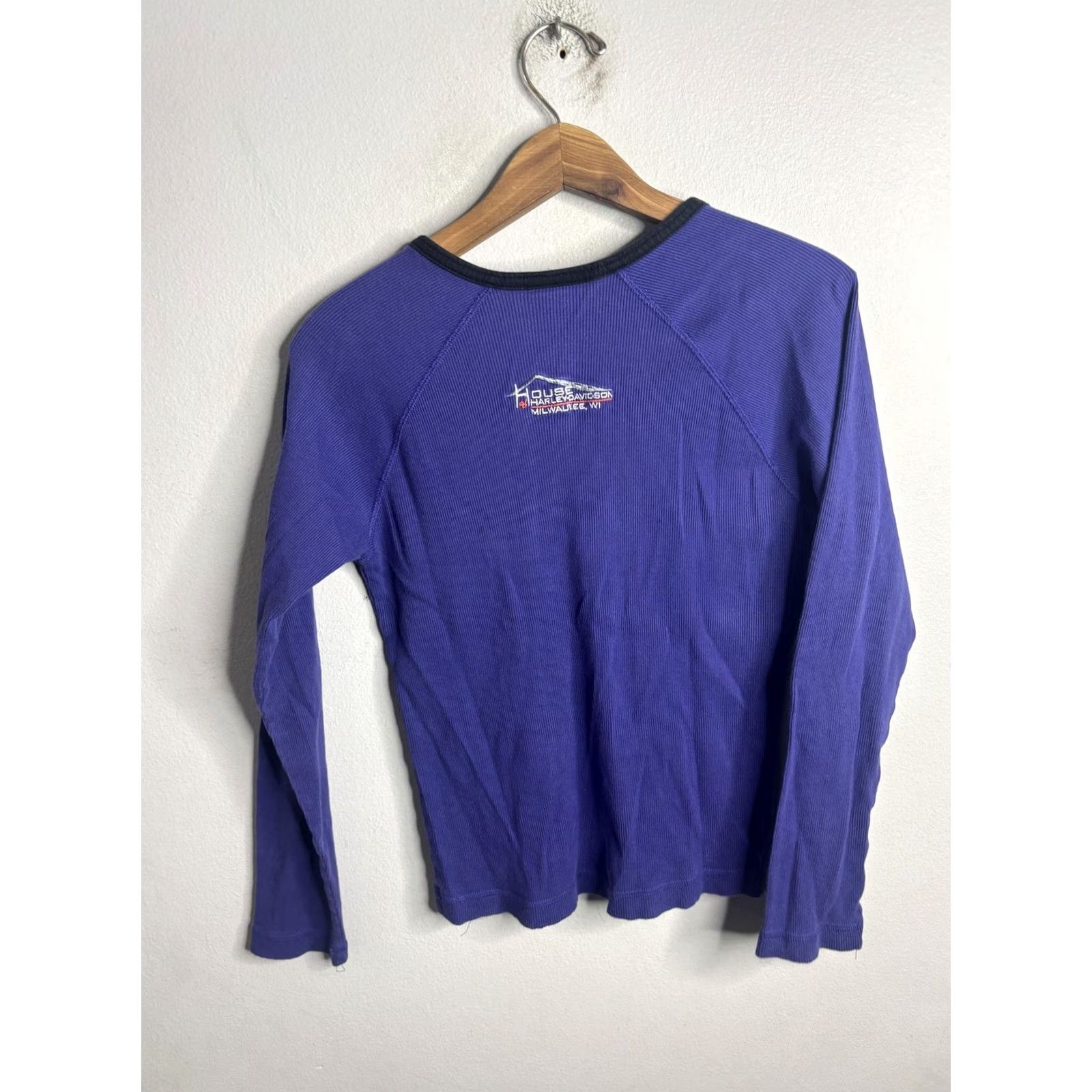 Harley Davidson Harley-Davidson Shirt Womens Small Purple Embroidered Long Sleeve Henley Waffle Knit Raglan Thermal Tests/HD Logo Size S / US 4 / IT 40 - 5 Thumbnail
