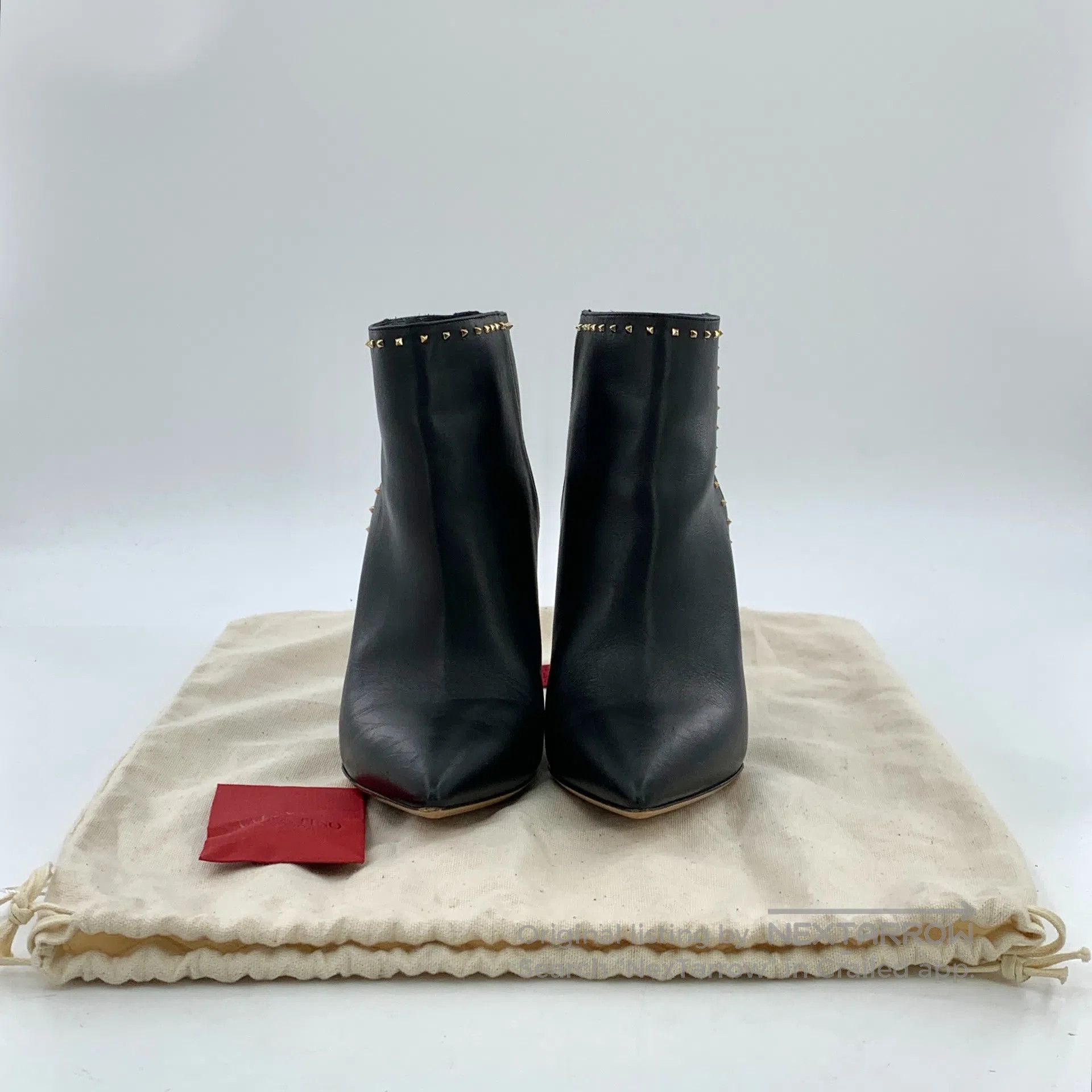 Valentino Valentino Black leather pointed toe rivet decoration fine Size US 6 / IT 36 - 8 Thumbnail