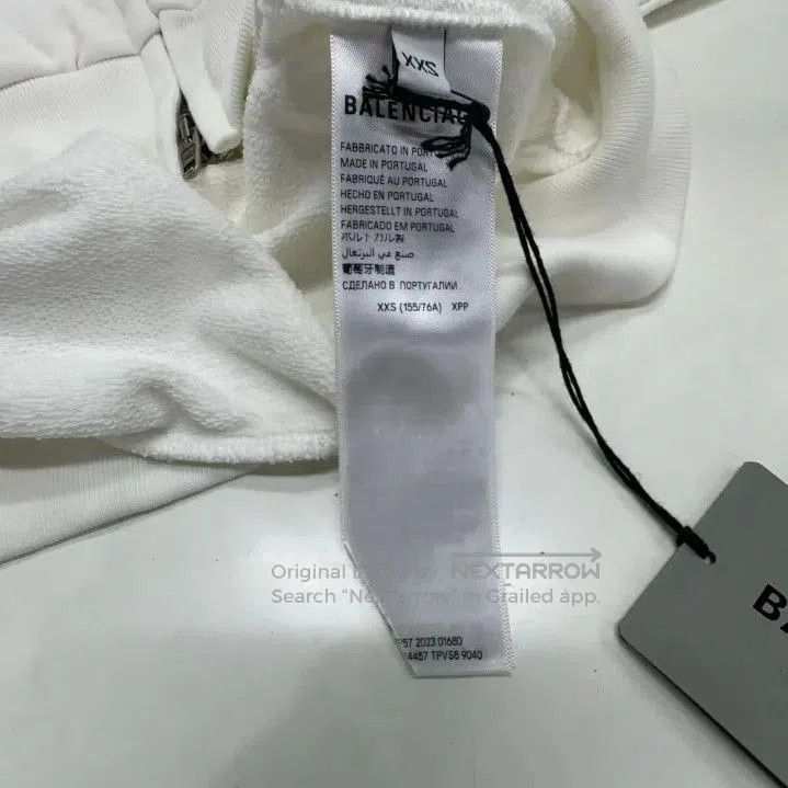 Balenciaga Balenciaga Classic Stylish White Hoodie Jacket. Size US XXS / EU 40 - 4 Thumbnail
