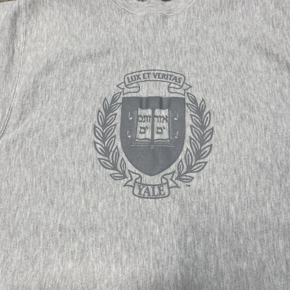 Champion × Vintage Vintage Yale Champion Reverse Weave Sweatshirt 90s Size US M / EU 48-50 / 2 - 12 Thumbnail