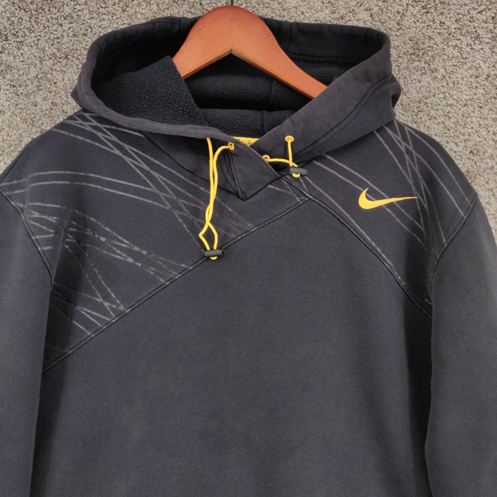 Nike VINTAGE Nike Hoodie Mens L Black Kobe Bryant Mamba Adult Pullover Sweatshirt Size US L / EU 52-54 / 3 - 2 Thumbnail