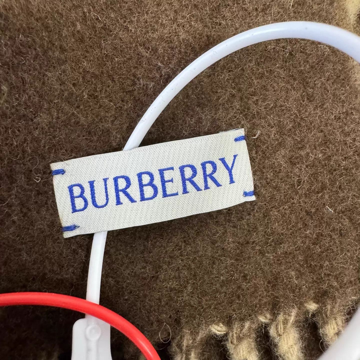 Burberry Burberry Shield B Double Face Wool-Cashmere 99 New Size ONE SIZE - 5 Thumbnail