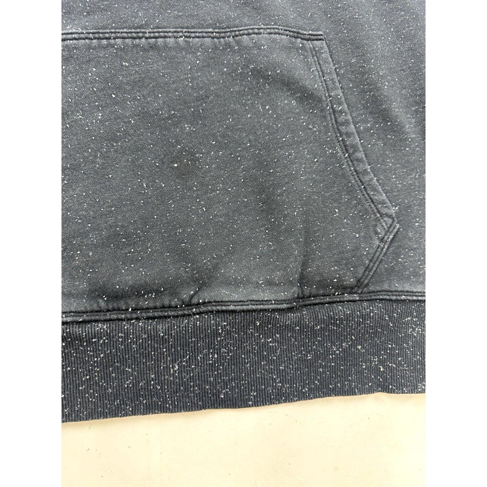 Under Armour Under Armour Hoodie Sweatshirt Womens L Black Speckled Pullover Regular Fit Logo All Seasons Sports Outdoor Fall Spring Summer Size L / US 10 / IT 46 - 3 Thumbnail