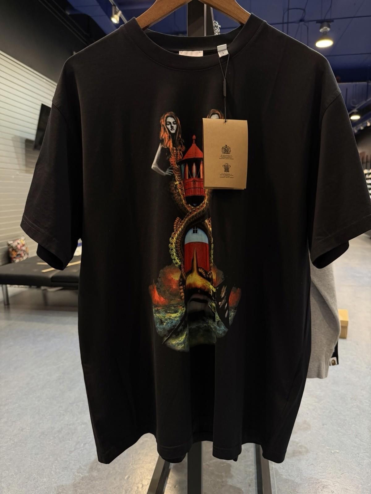 Burberry Burberry Cotton T Shirt Logo Size Large Brand New Size US L / EU 52-54 / 3 - 8 Thumbnail