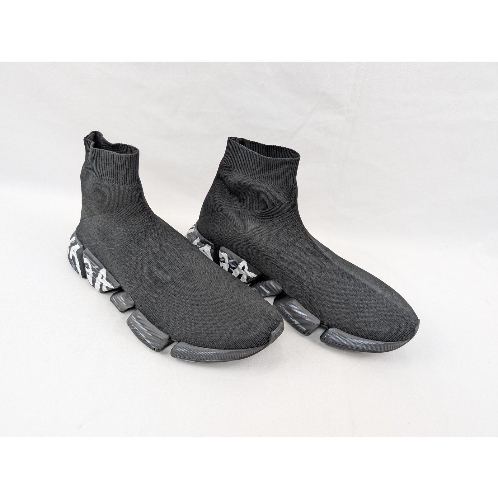 Balenciaga o1rshd1 Speed 2.0 Graffiti Sneakers in Black/White Size US 13 / EU 46 - 12 Thumbnail