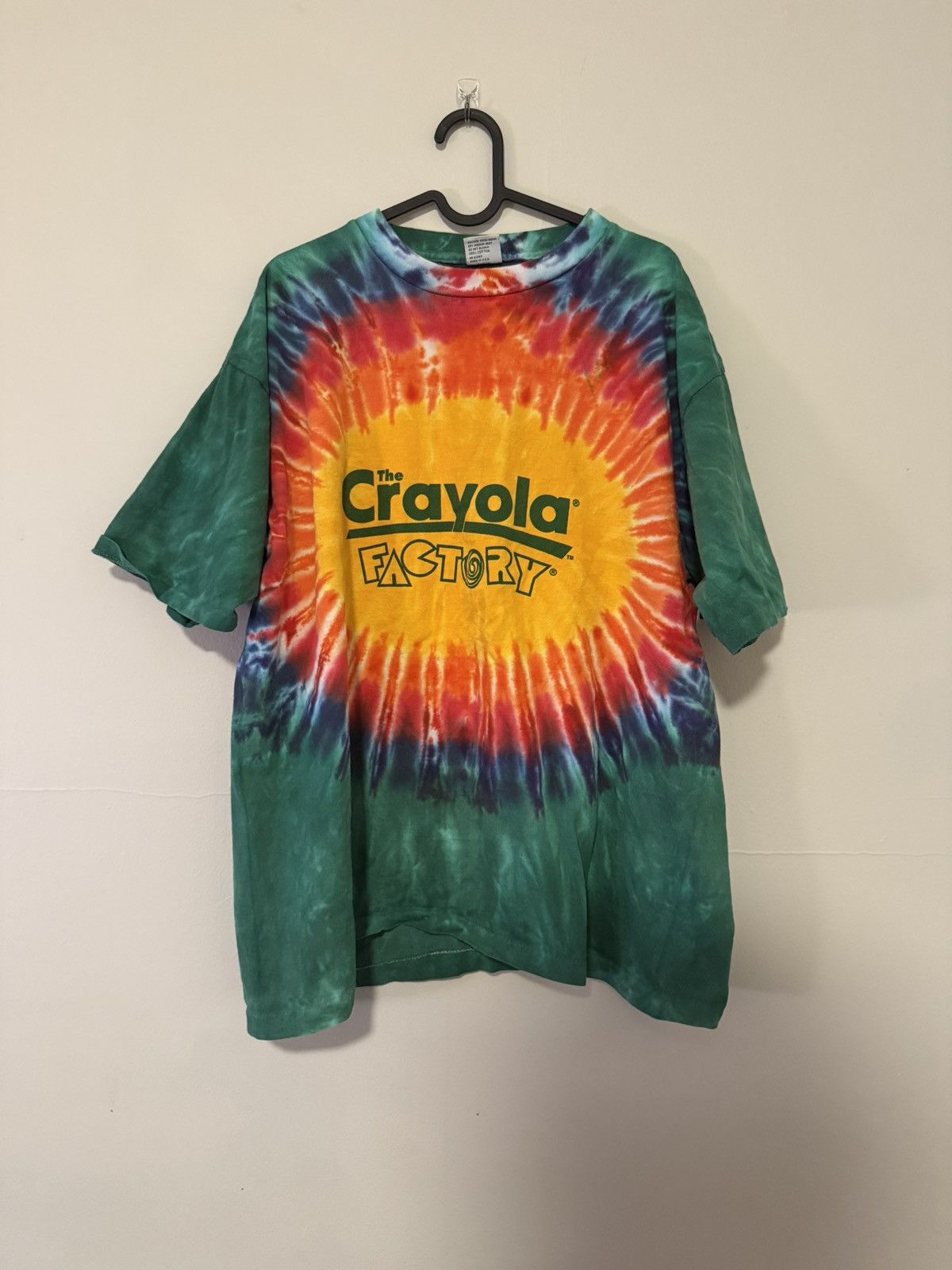 Vintage 00’s Vintage Crayola Tee Size US XL / EU 56 / 4 - 1 Thumbnail