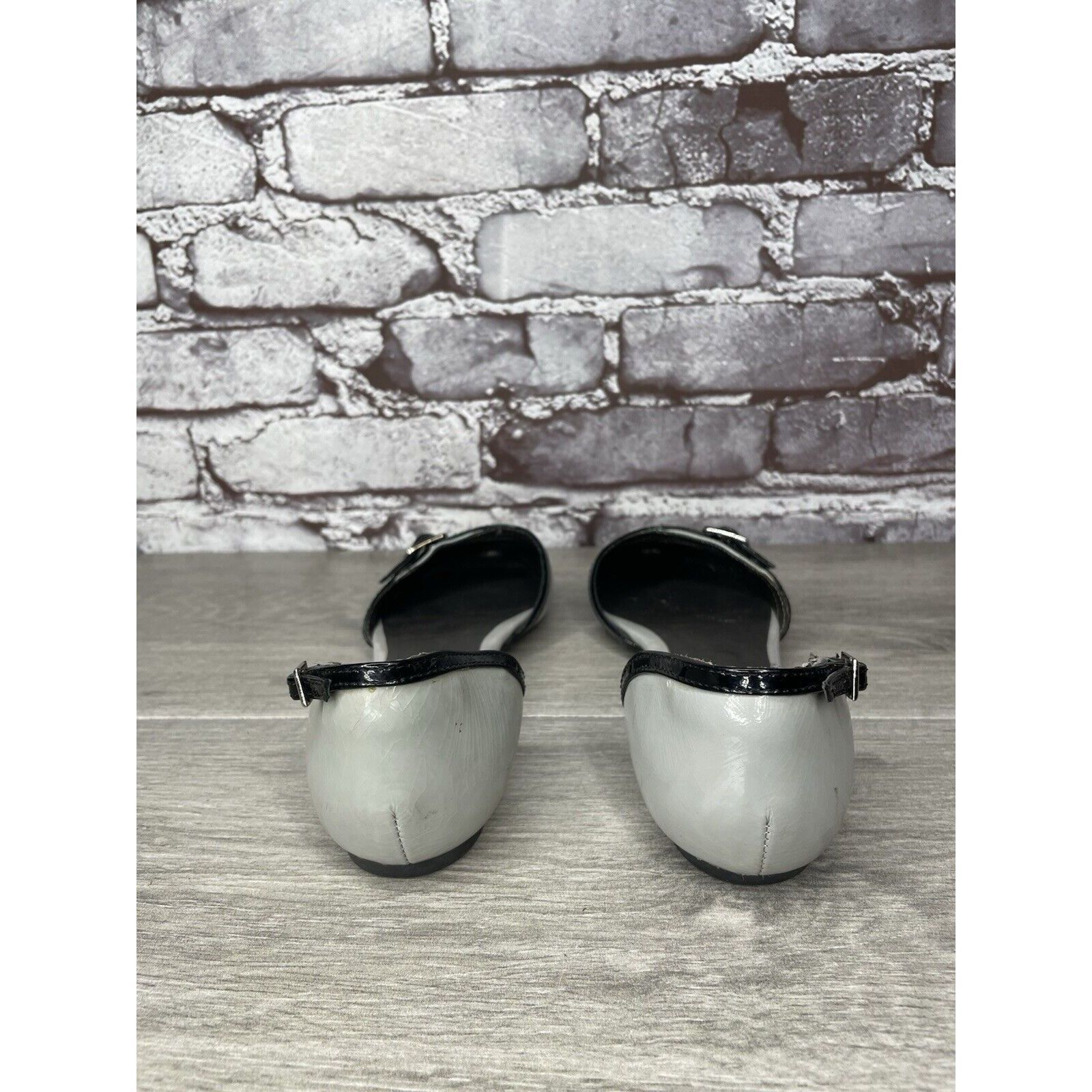 Jeffrey Campbell VTG Jeffrey Campbell Gray Patent Leather D’ Orsay Pointed Fl Size US 6.5 / IT 36.5 - 4 Thumbnail