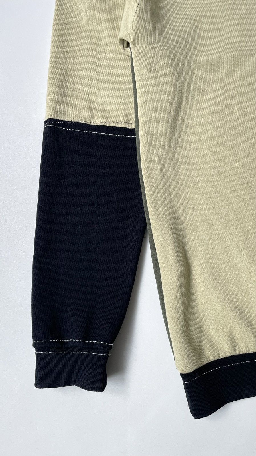 Maison Margiela A/W 17 ‘Reworked’ Oversized Sweatshirt Size US S / EU 44-46 / 1 - 18 Thumbnail
