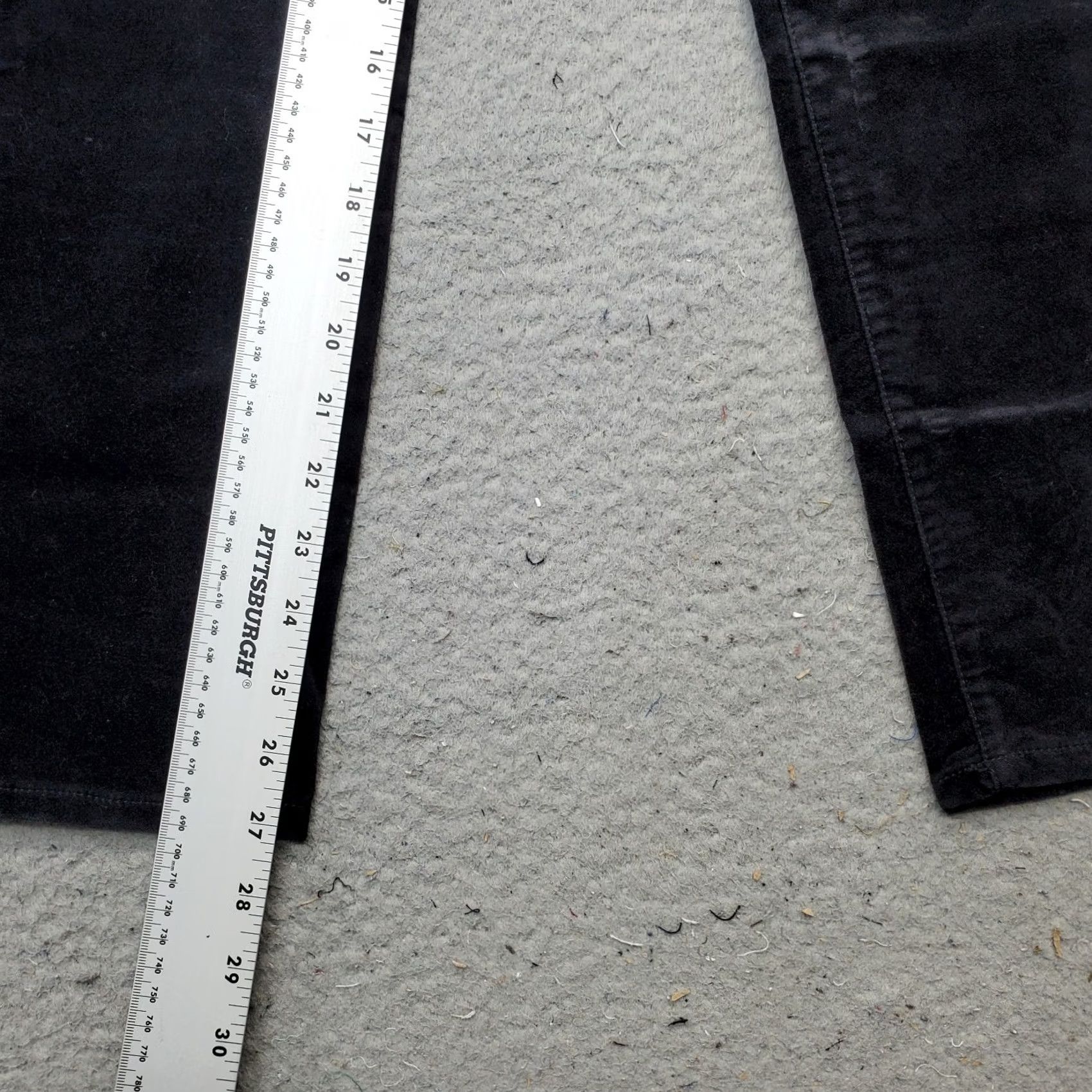 J.Crew J.CREW Velour Pants Womens Size 27 Black Cotton Stretch 5-Pocket Design Shaped: Womens Size 27 Black Velour Pants Size 27" / US 4 / IT 40 - 4 Thumbnail