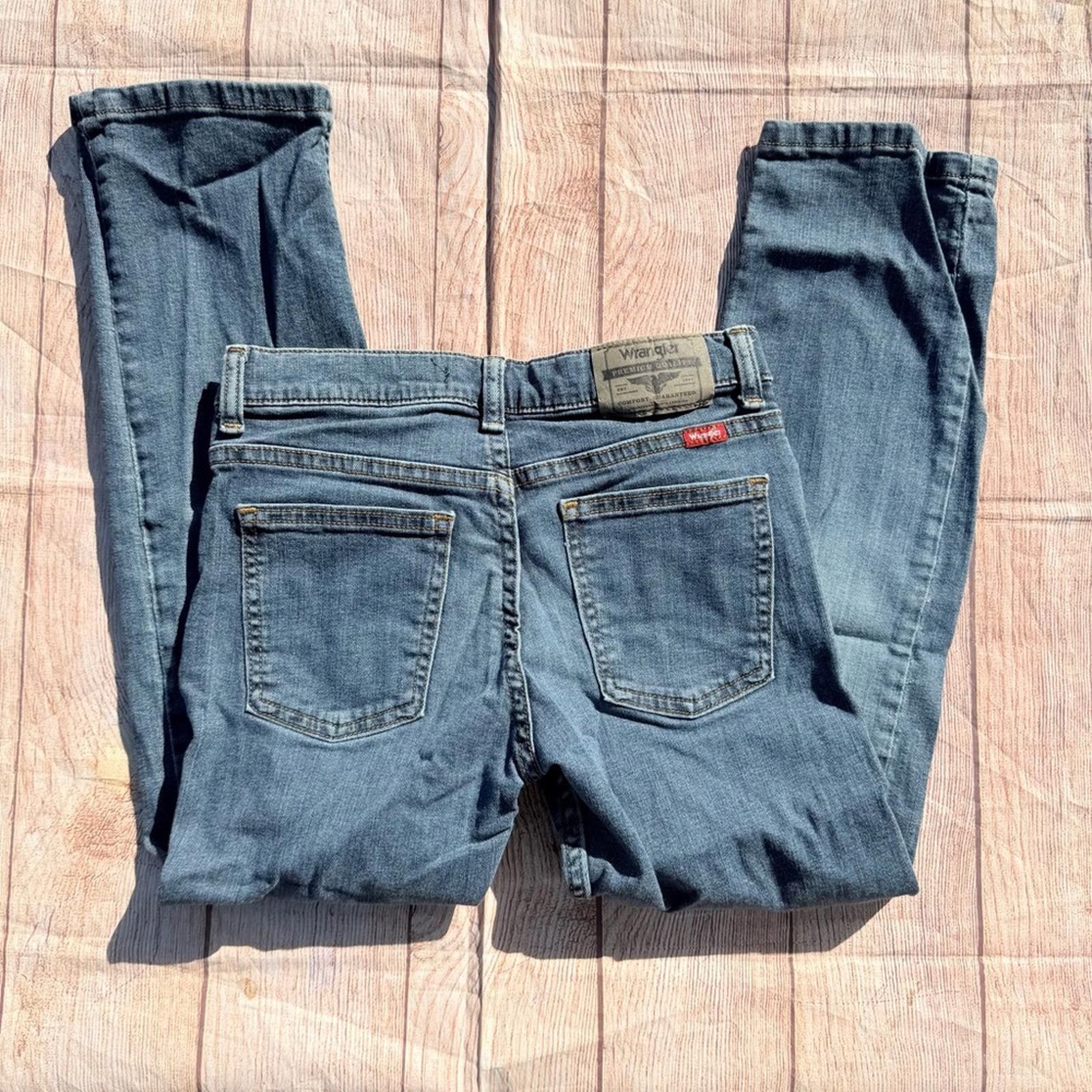Wrangler Wrangler Boys Classic Straight Jeans Size 10 Size US 26 / EU 42 - 6 Thumbnail