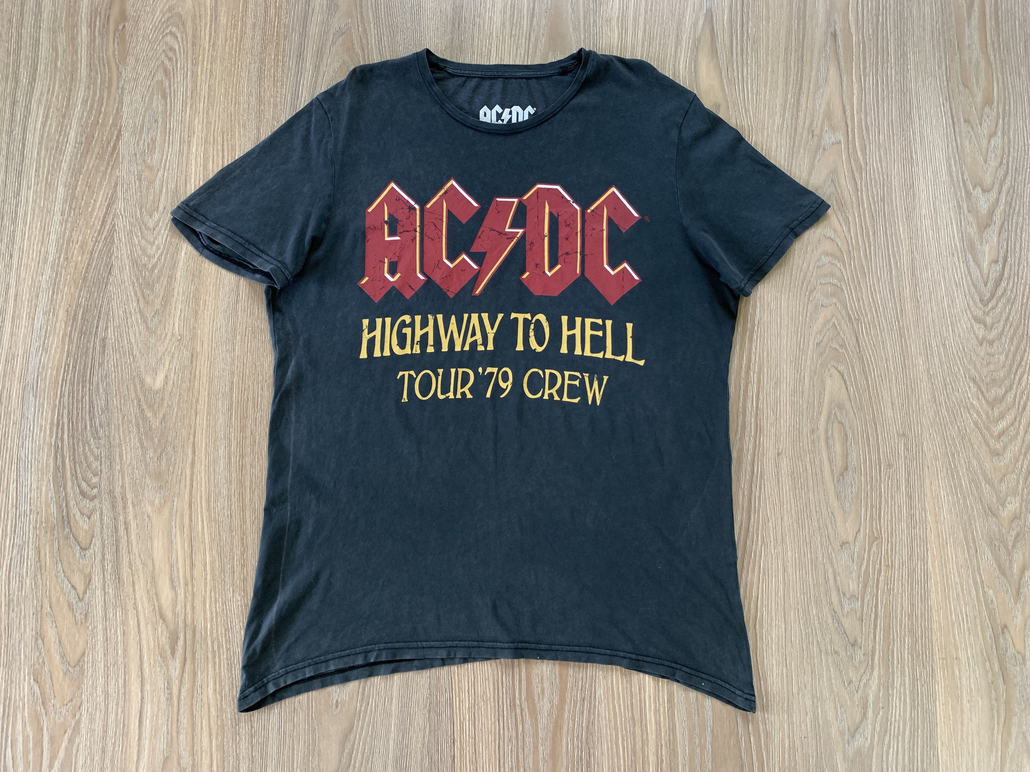 AC/DC × Band Tees AC/DC Highway to Hell Tour T Shirt 2018 Size US M / EU 48-50 / 2 - 2 Thumbnail