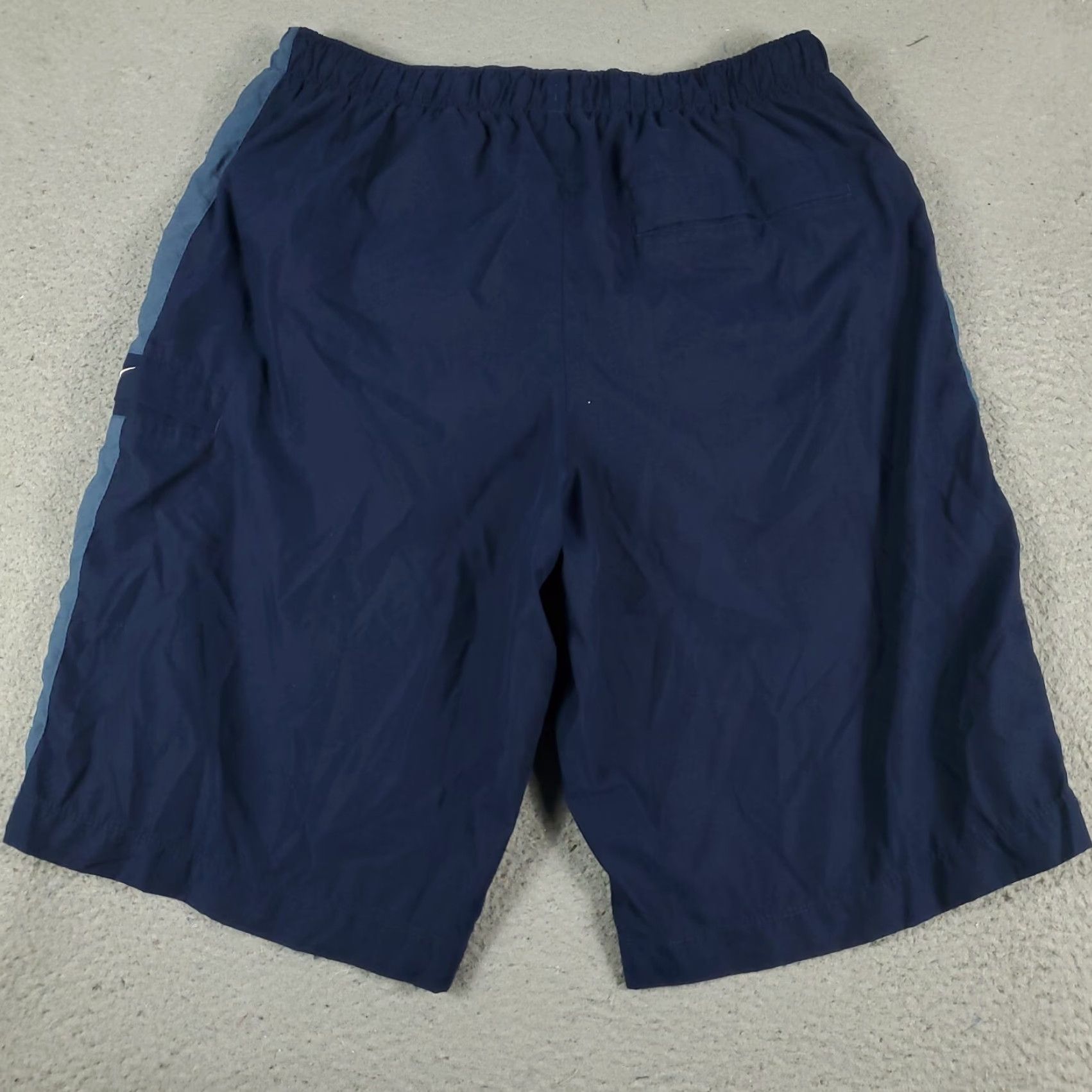 Nike VINTAGE Nike Shorts Mens XL Blue Swoosh Beach Board Swim Trunks Size US 36 / EU 52 - 6 Thumbnail