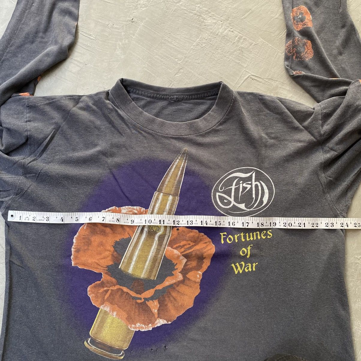 Band Tees Vintage Fish for his "Fortunes of War" tour T shirt Size US XL / EU 56 / 4 - 7 Thumbnail