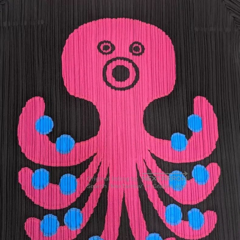Issey Miyake Issey Miyake Black Octopus Patch Short Sleeve Top Size L / US 10 / IT 46 - 6 Thumbnail