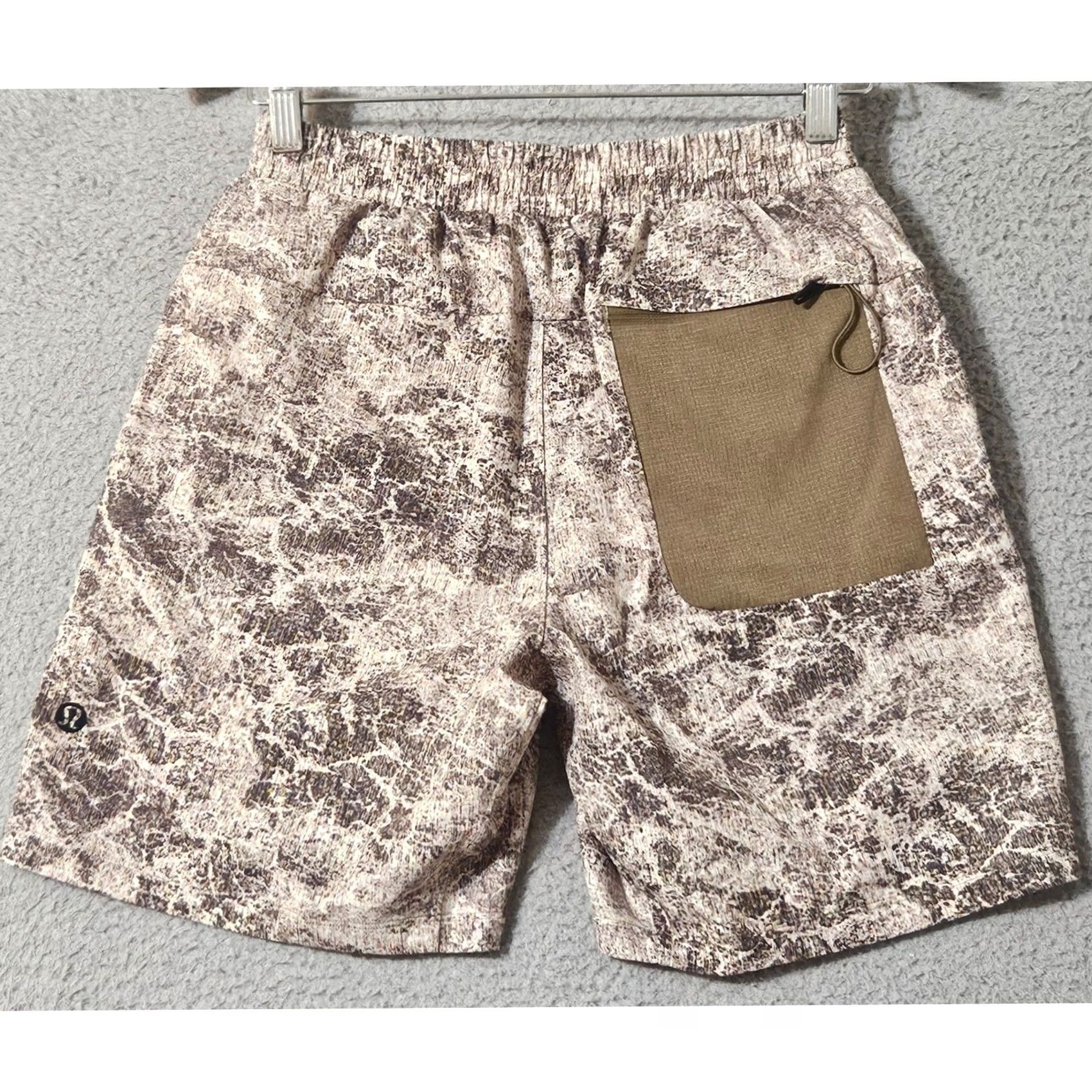 Lululemon Lululemon Shorts Men S Channel Cross Swim 7" Brown Camo Lined Stretch 26 Waist 7 Inseam Brown Camo 90s? Size US 29 - 2 Thumbnail